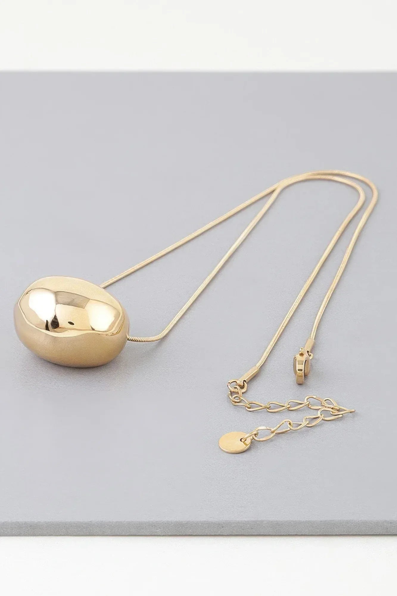 Grooved Pendant Necklace Secondary image