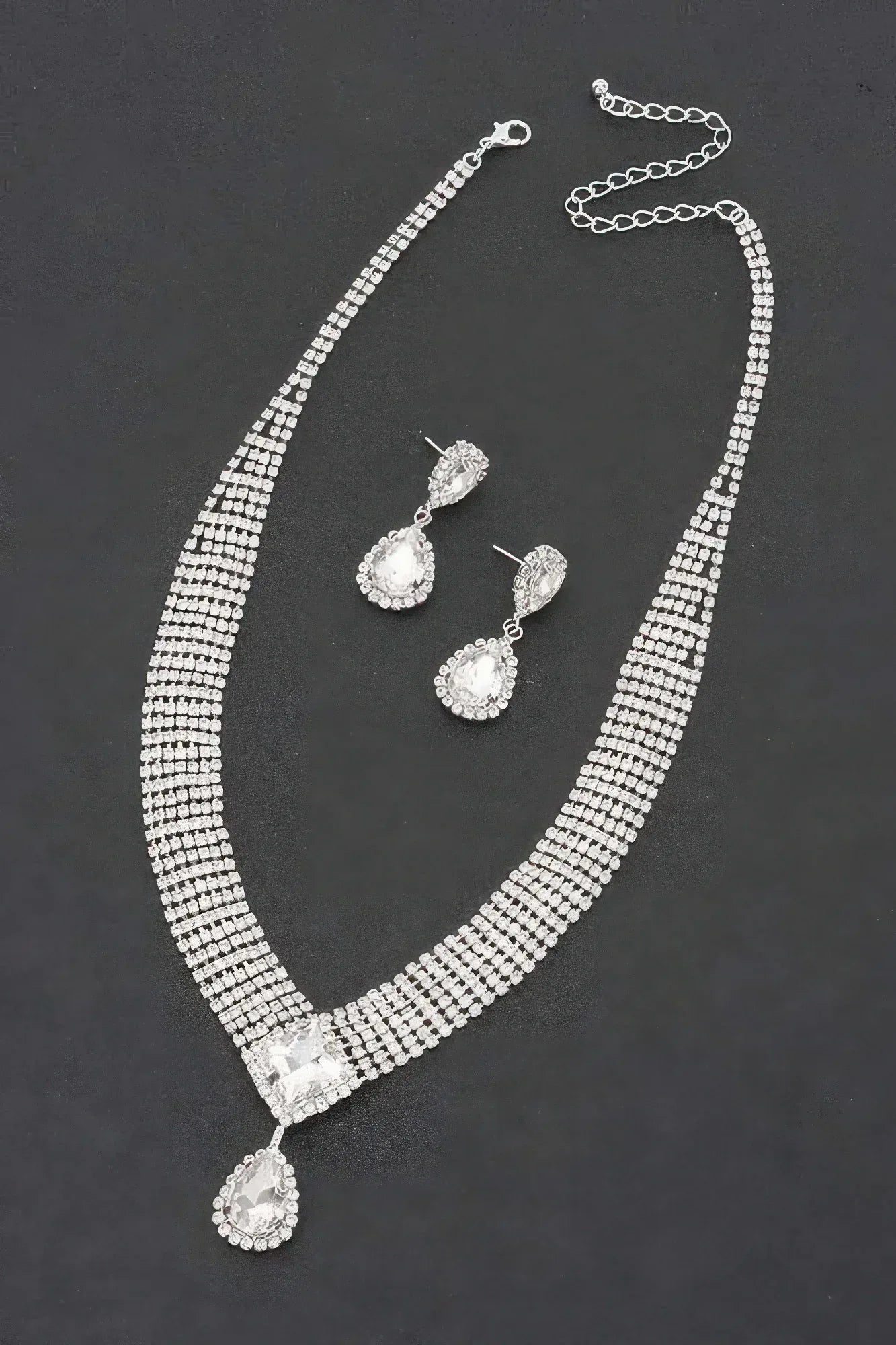 Rhinestone Necklace Set Secondary image