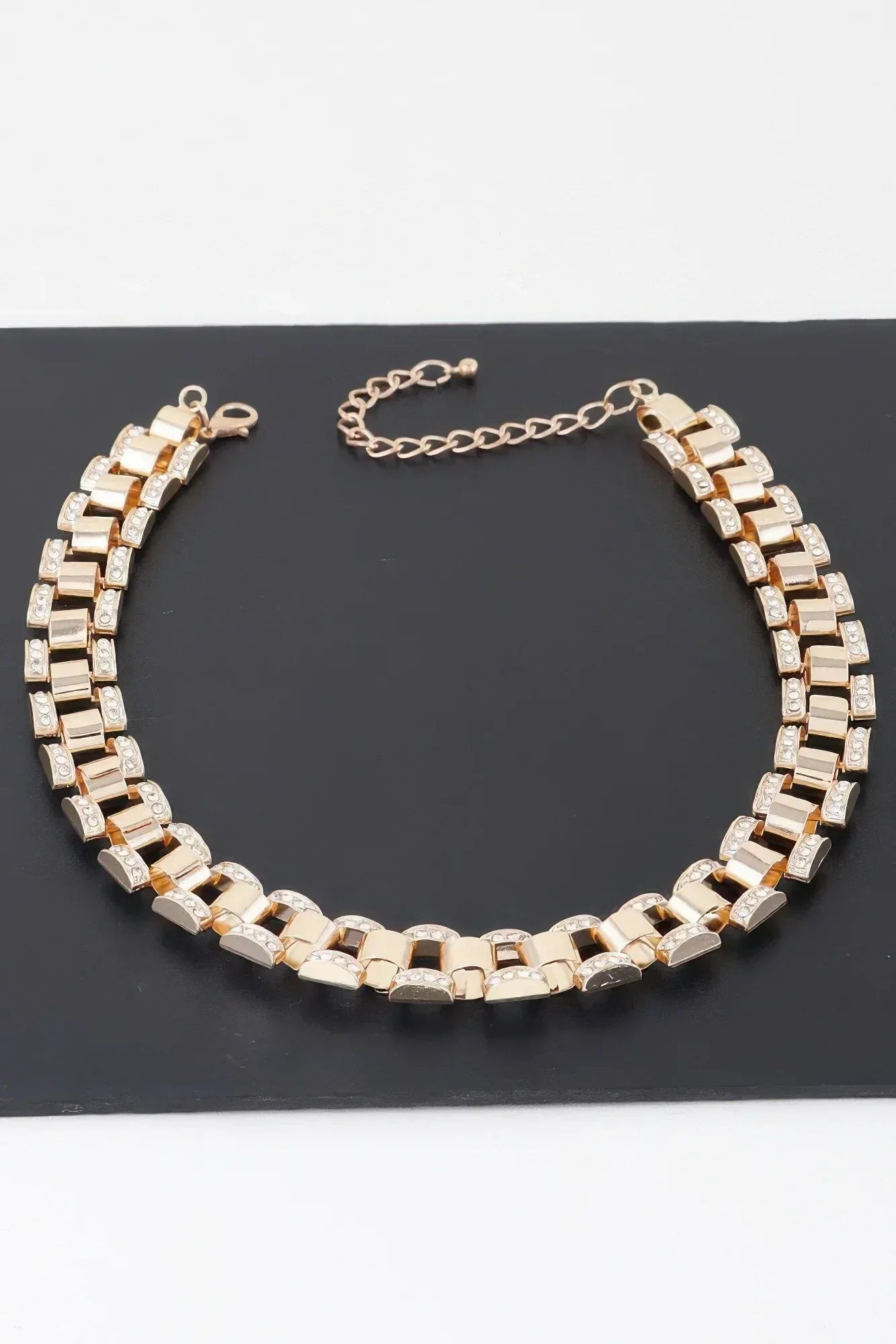 Jeweled Box Chain Necklacee Secondary image