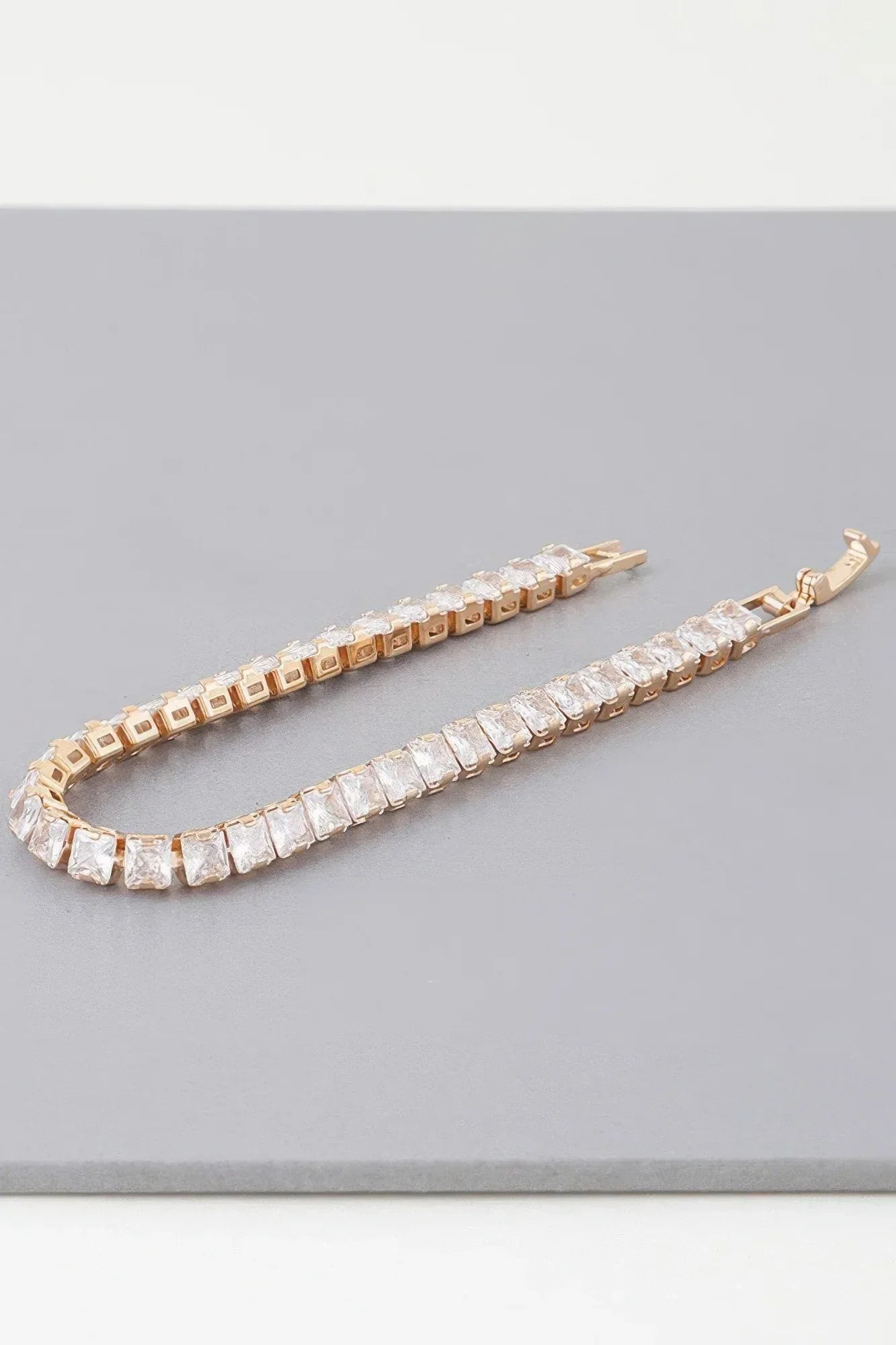 Minimal Cubic Zirconia Bracelet | Mixtshop LLC