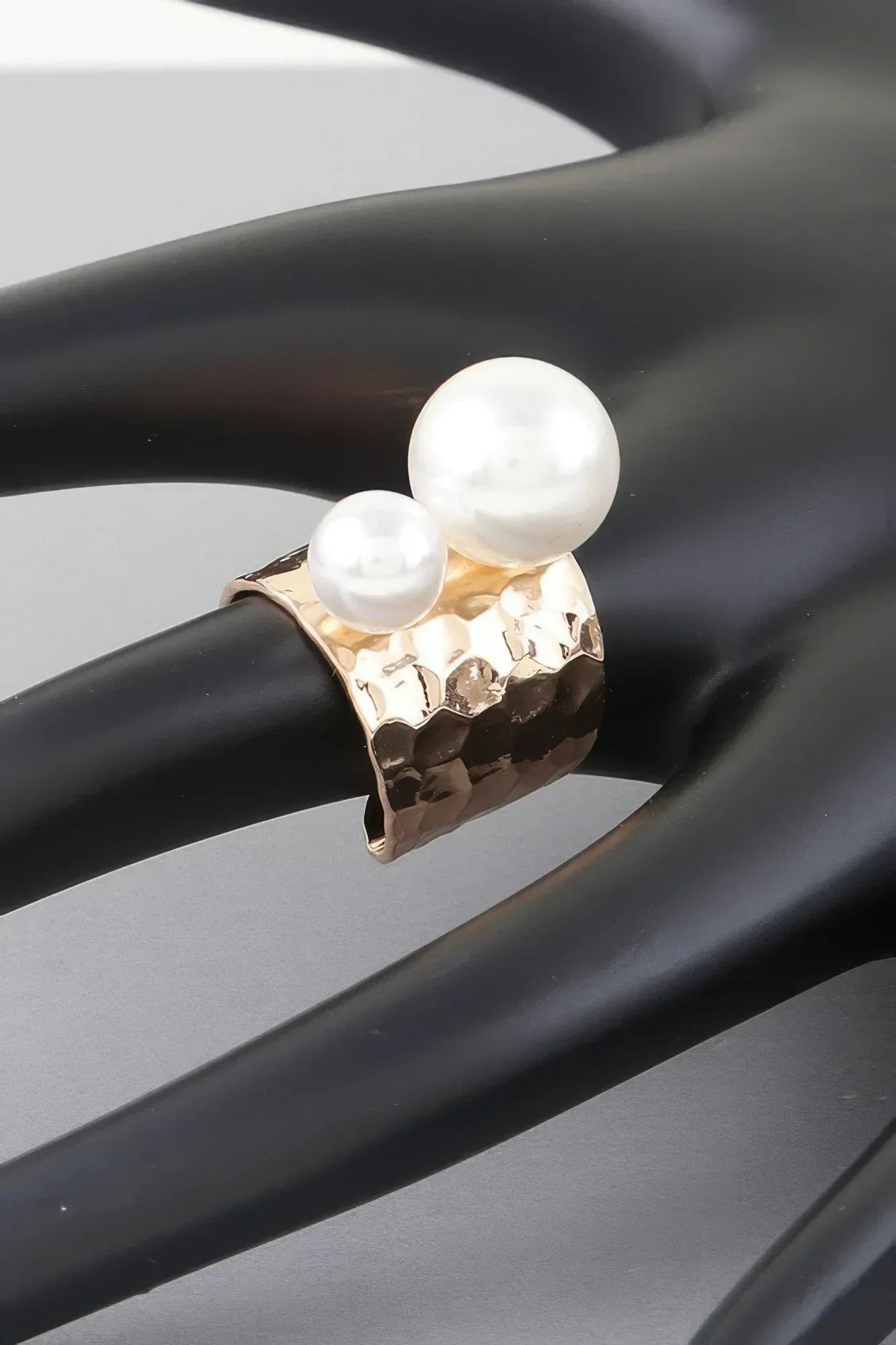 Hammered Twin Pearl Ring | Mixtshop LLC Main image