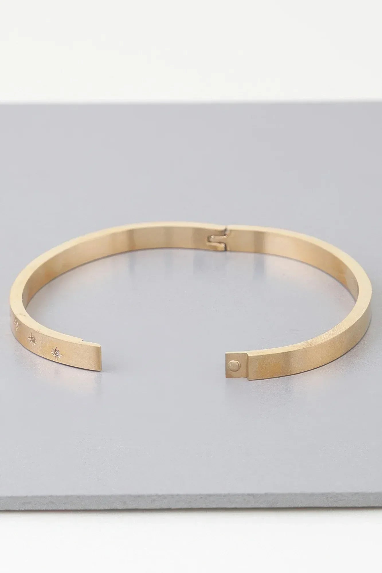 Shining Star Embedded Cuff Bracelet | Mixtshop LLC