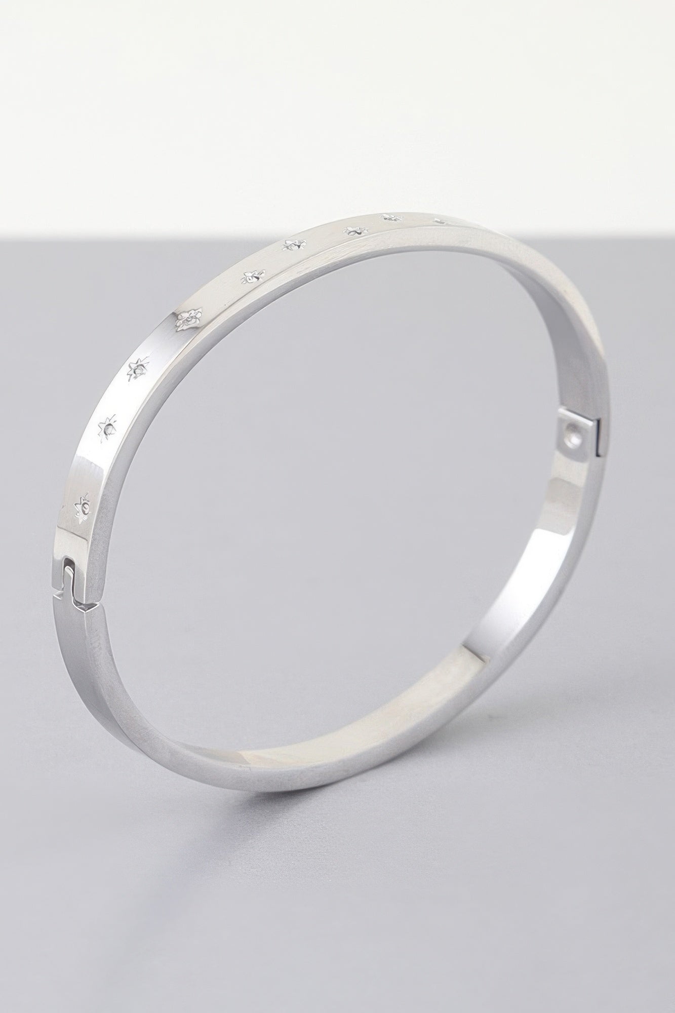 Shining Star Embedded Cuff Bracelet | Mixtshop LLC