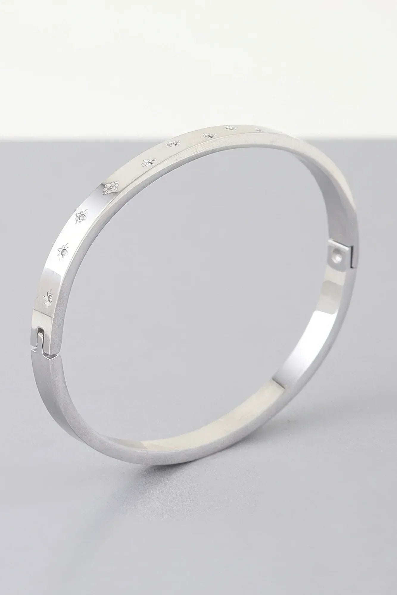 Shining Star Embedded Cuff Bracelet | Mixtshop LLC