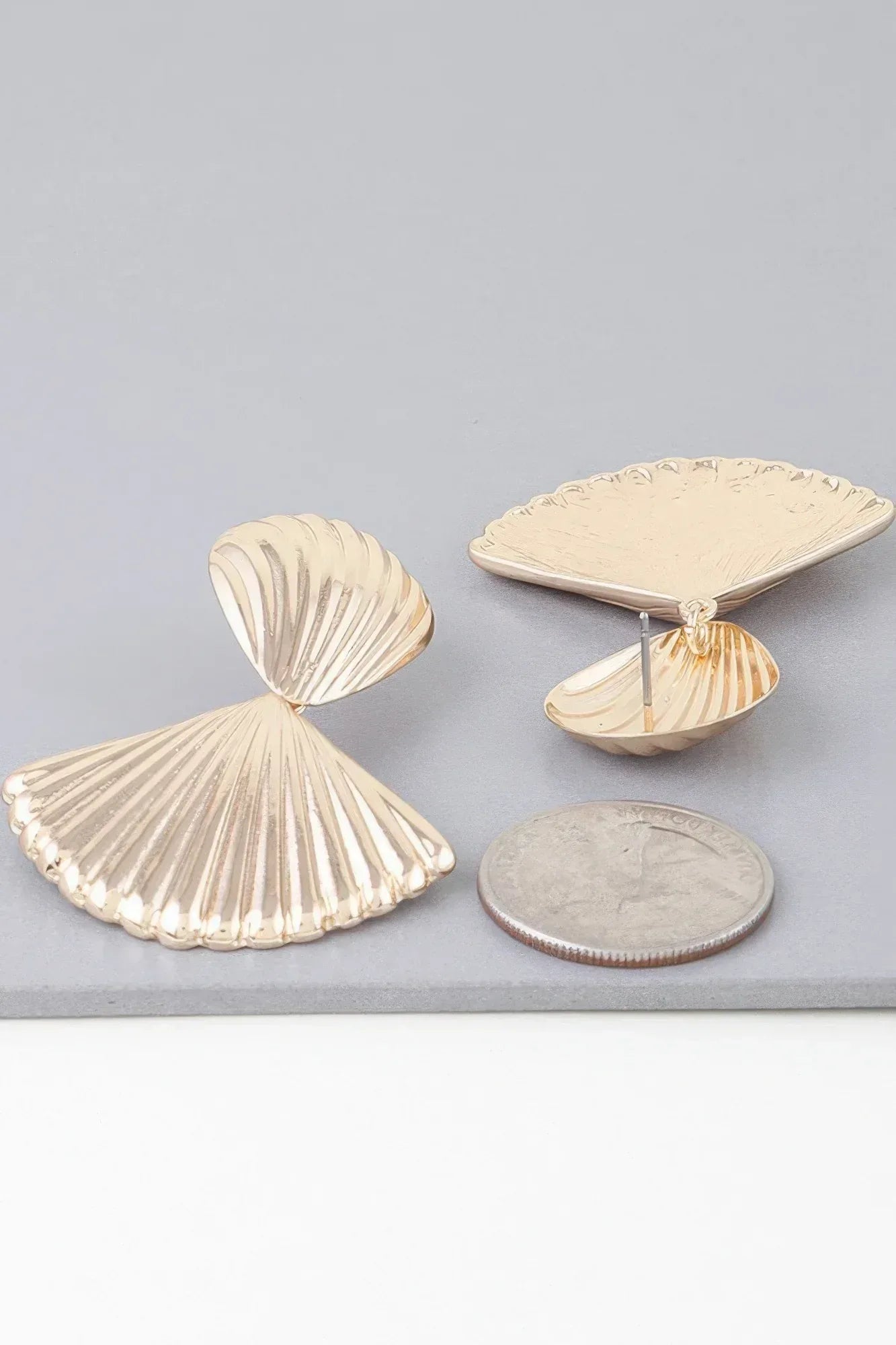 Shiny Ribbed Clam Shell Earrings Secondary image