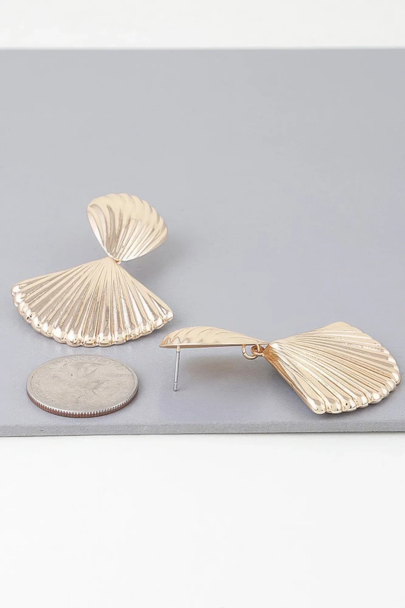 Shiny Ribbed Clam Shell Earrings | Mixtshop LLC