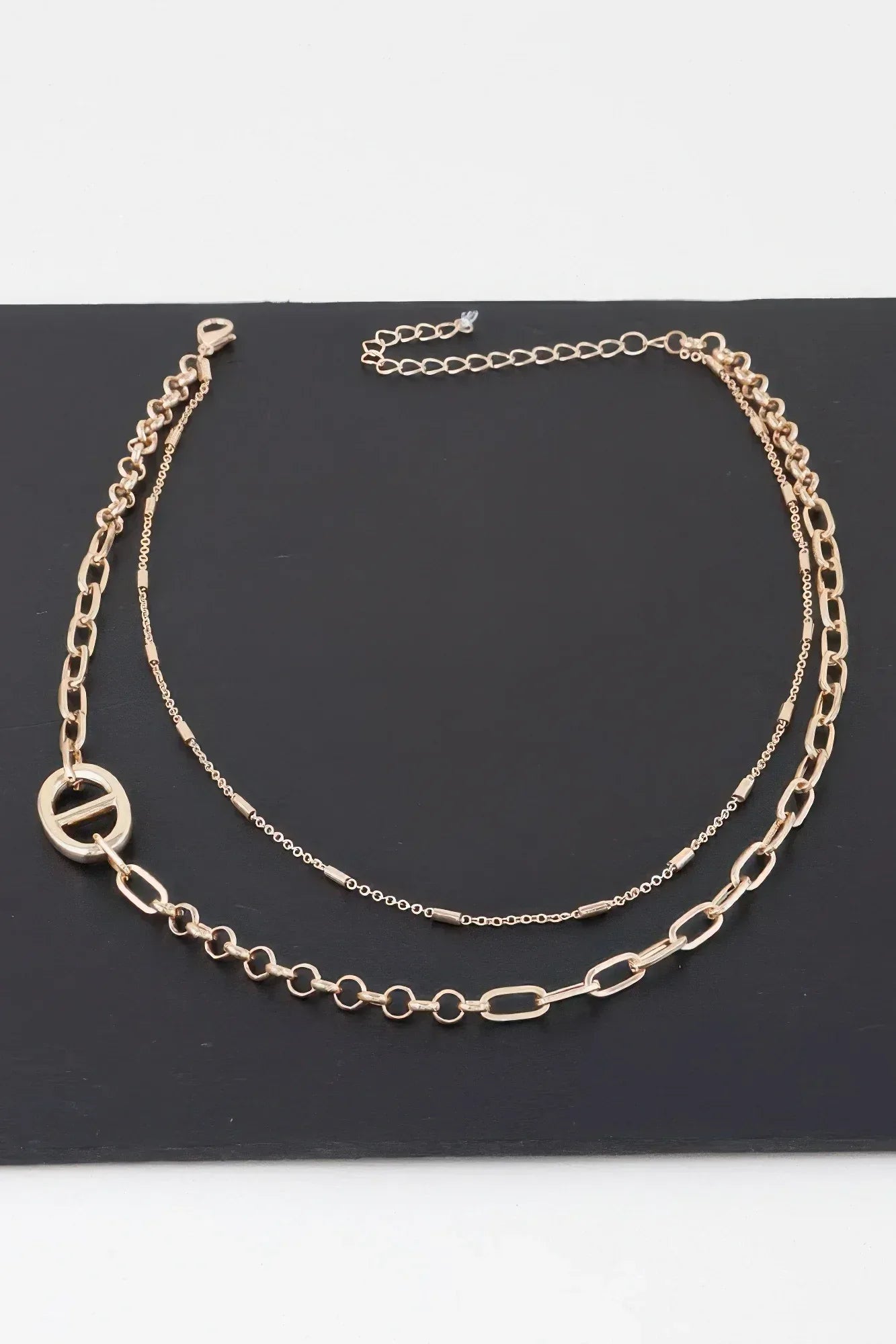Double Link Chain Choker Necklace Secondary image