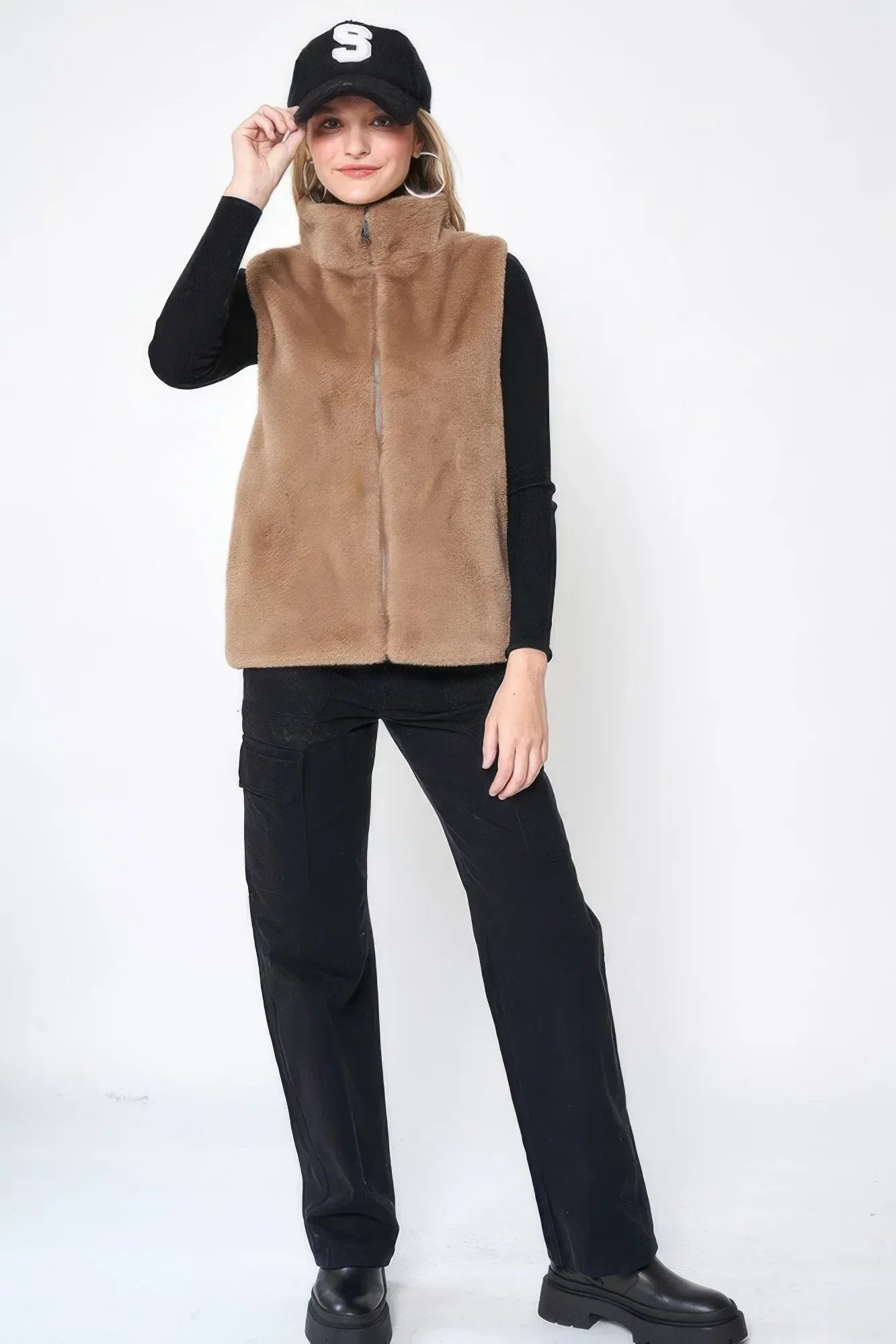 Solid Faux Fur Vest | Mixtshop LLC Main image