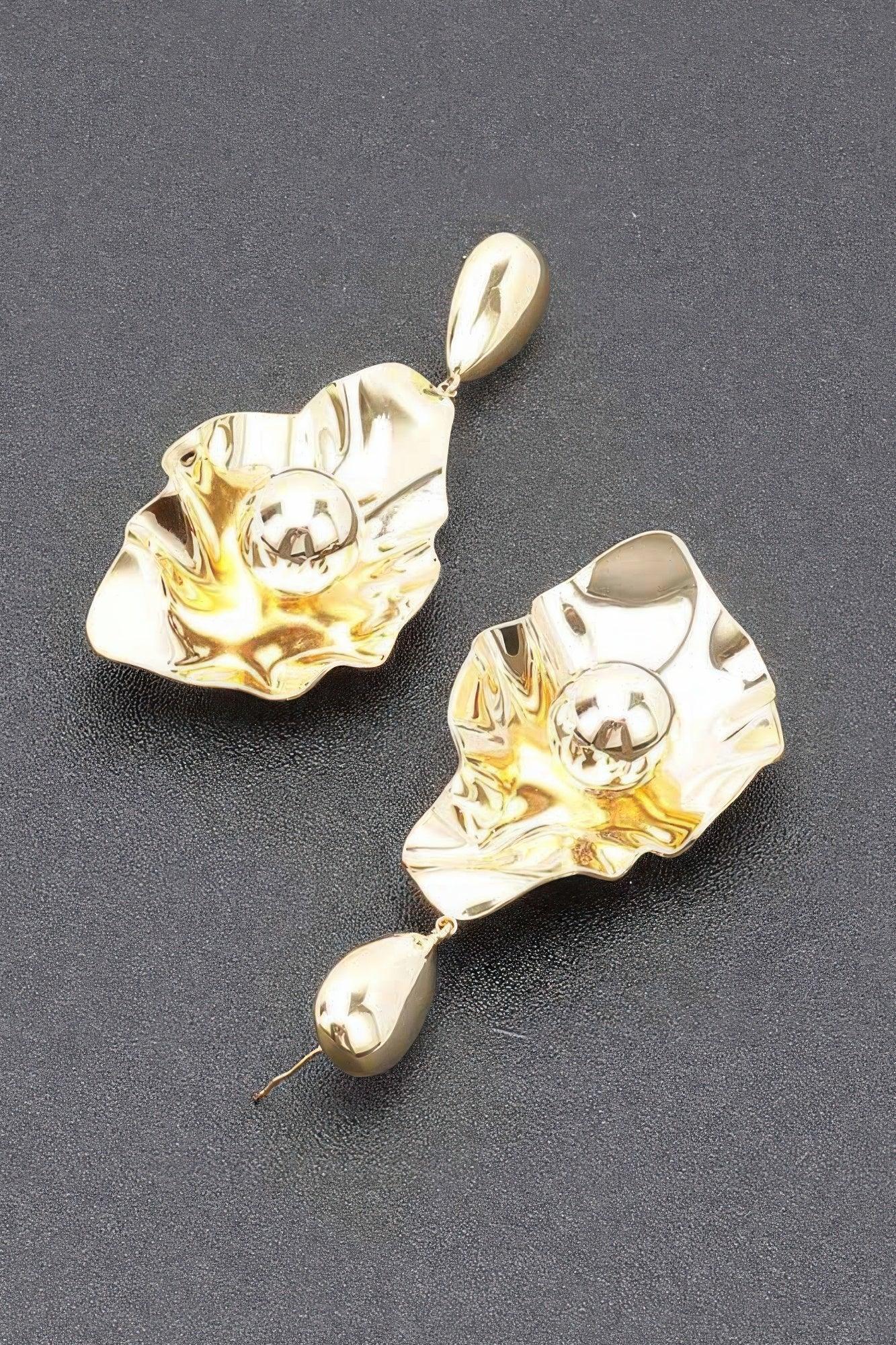 Gold Plated Metal Earring Secondary image