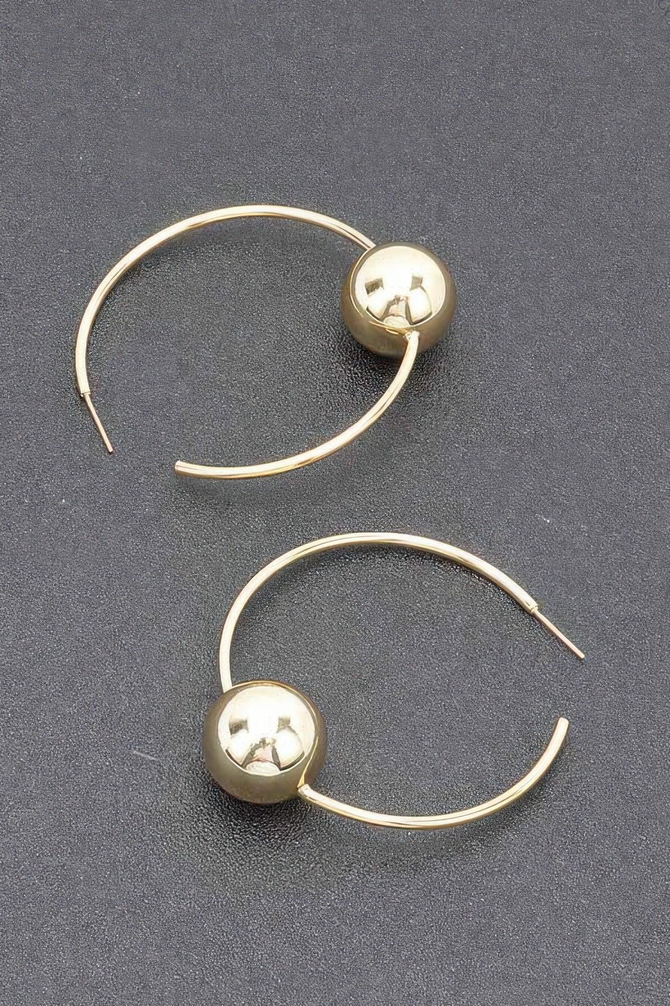 Gold Plated Metal Earring Secondary image