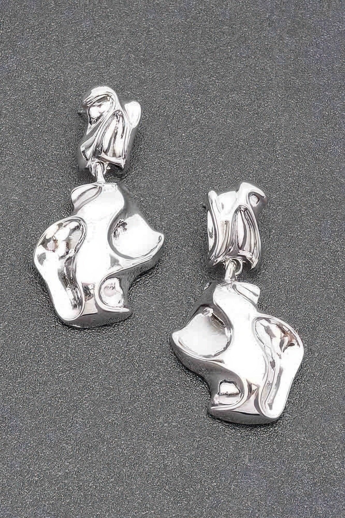 Gold Plated Metal Earring Secondary image