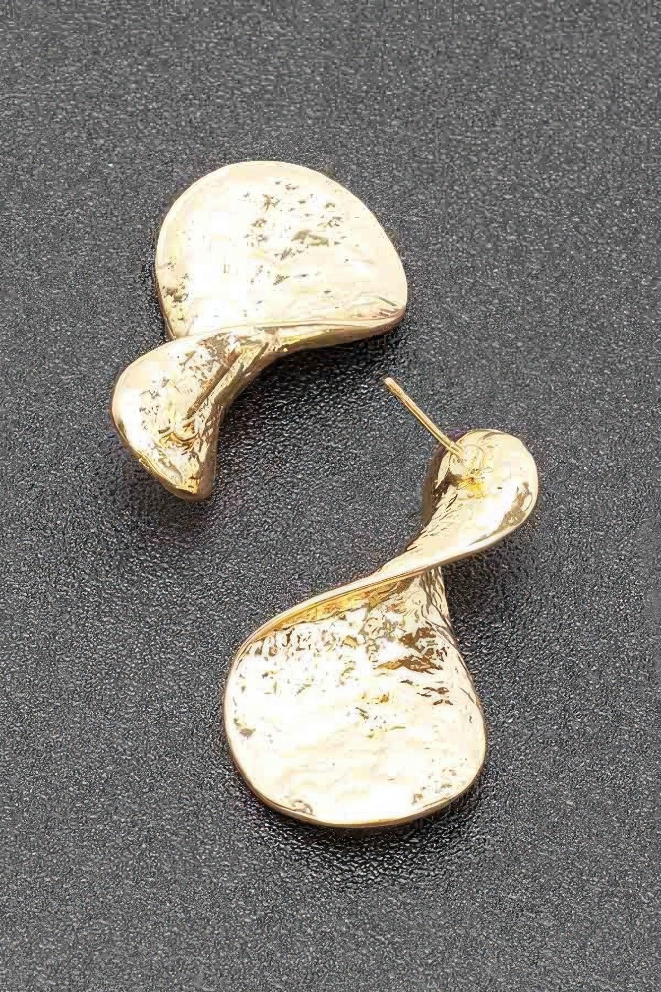 Gold Plated Metal Earring Secondary image
