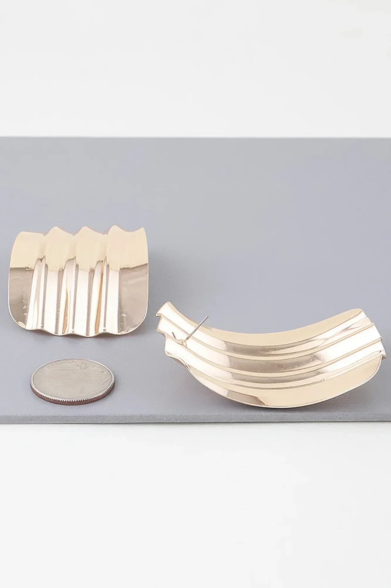 Shiny Ribbed Curve Earrings | Mixtshop LLC