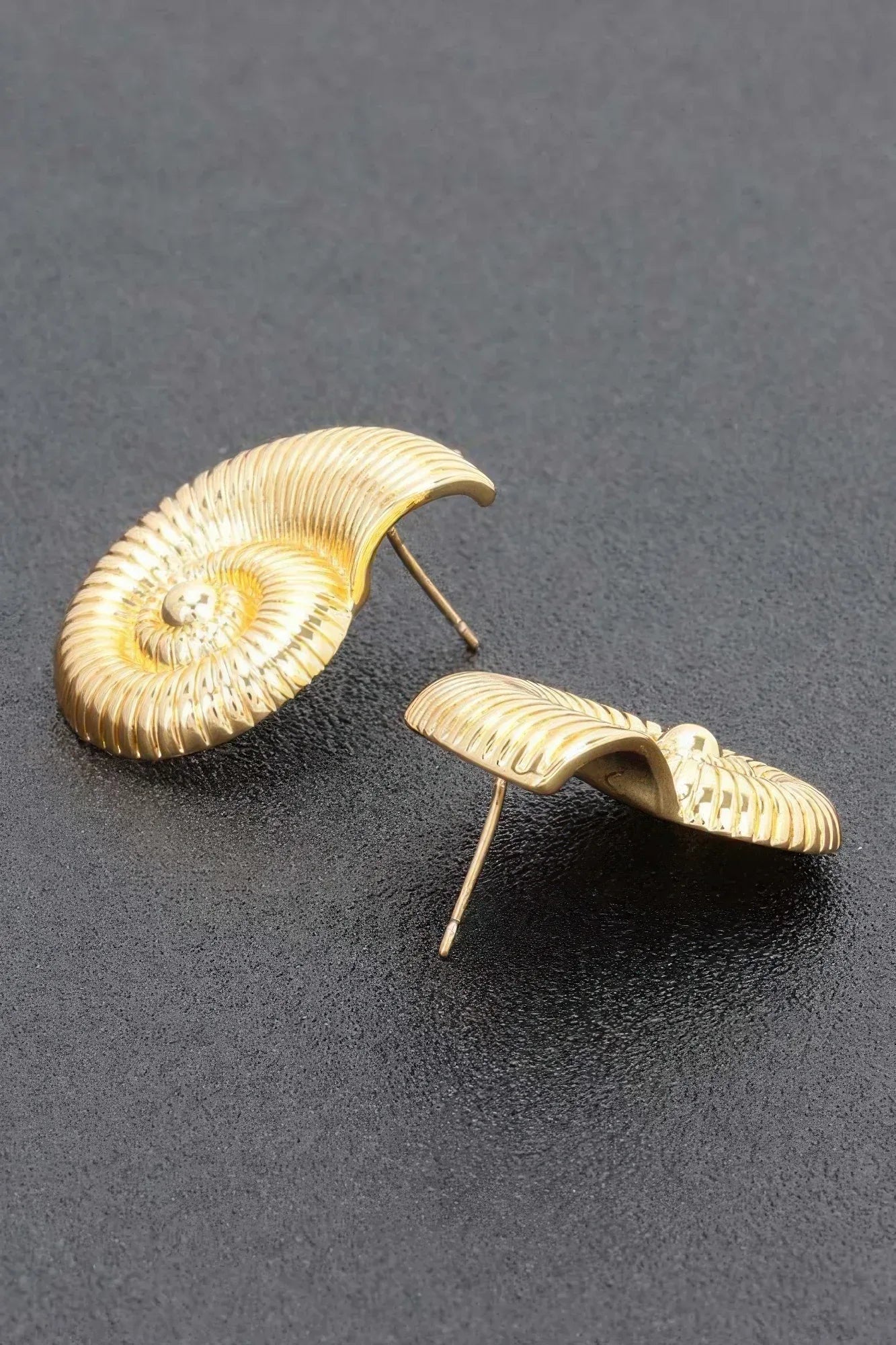 Metal Gold Dip Earring Secondary image
