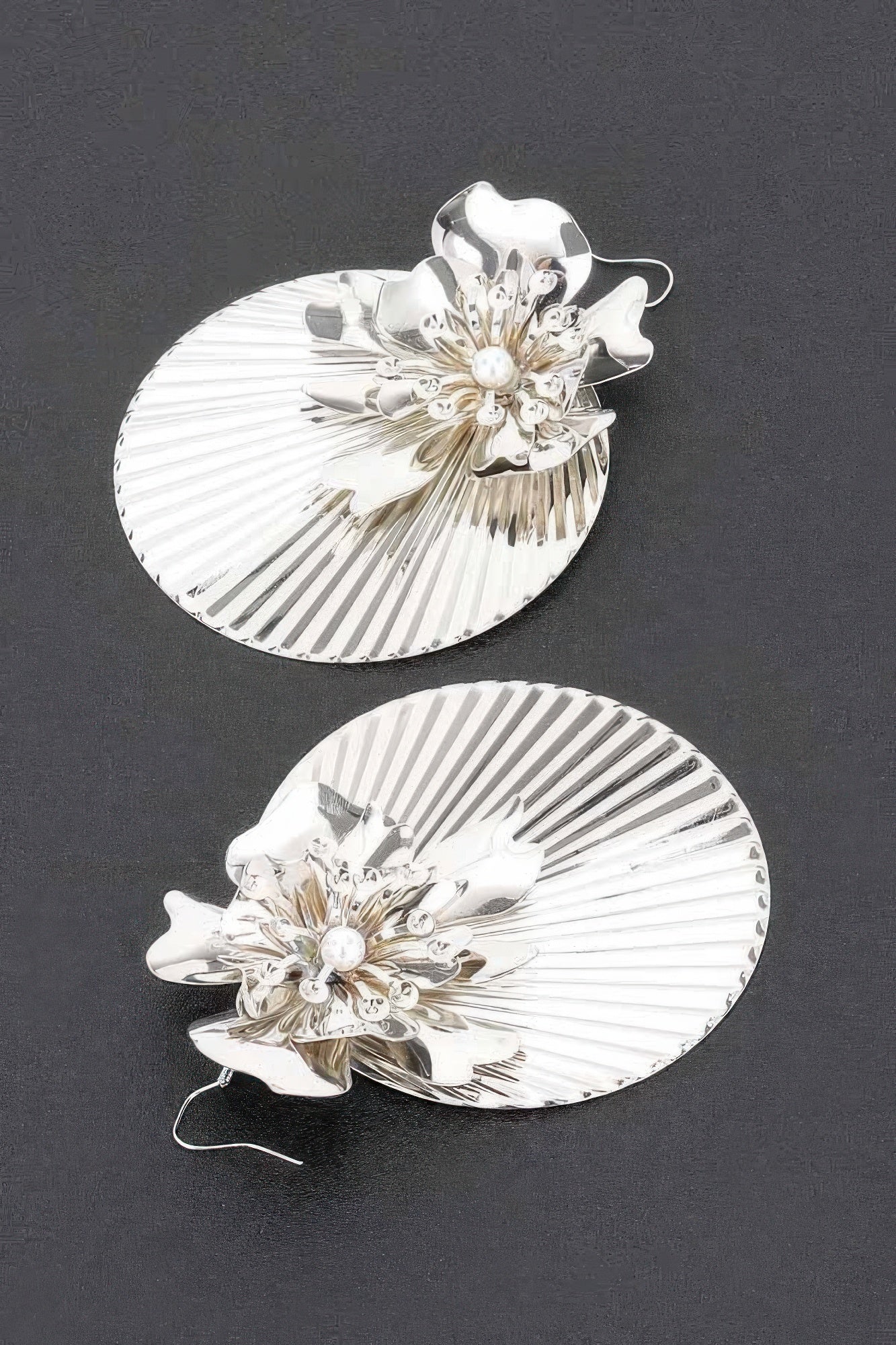 Metal Earring | Mixtshop LLC