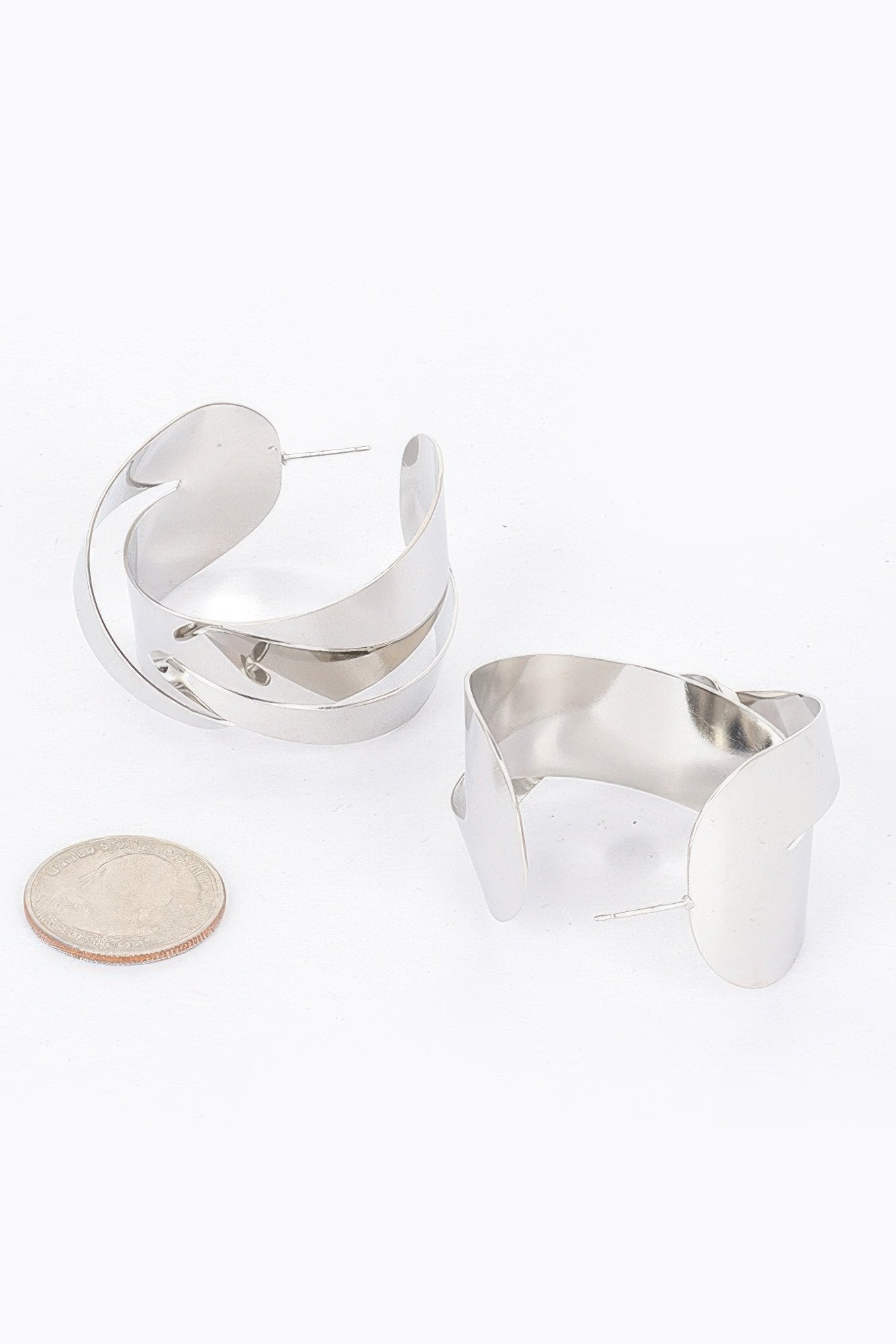 Metal Earring | Mixtshop LLC