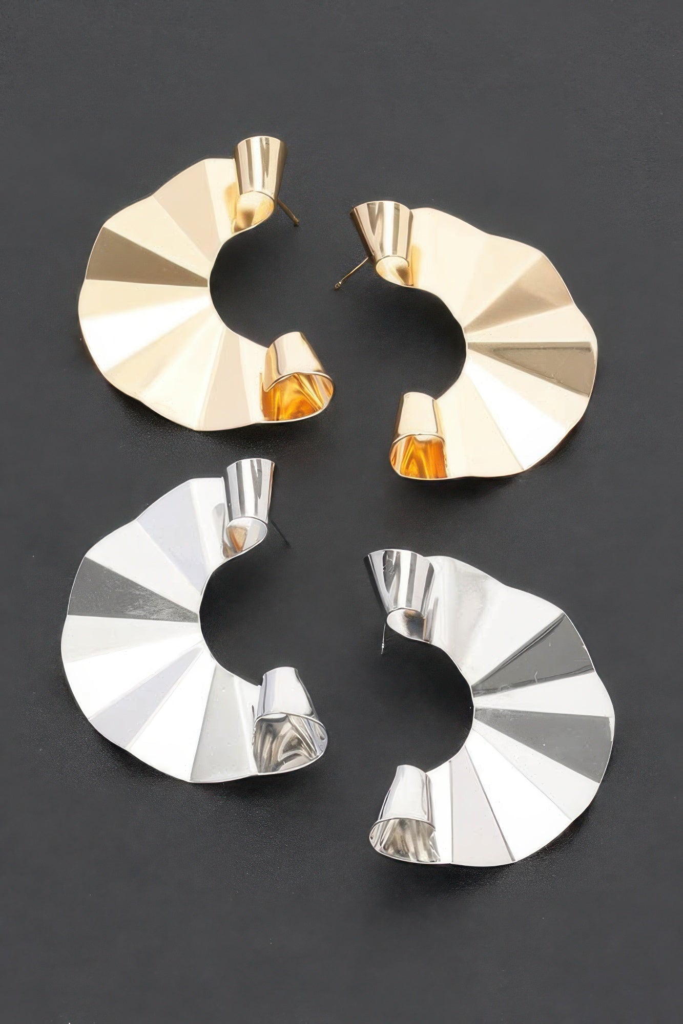 Metal Earring | Mixtshop LLC