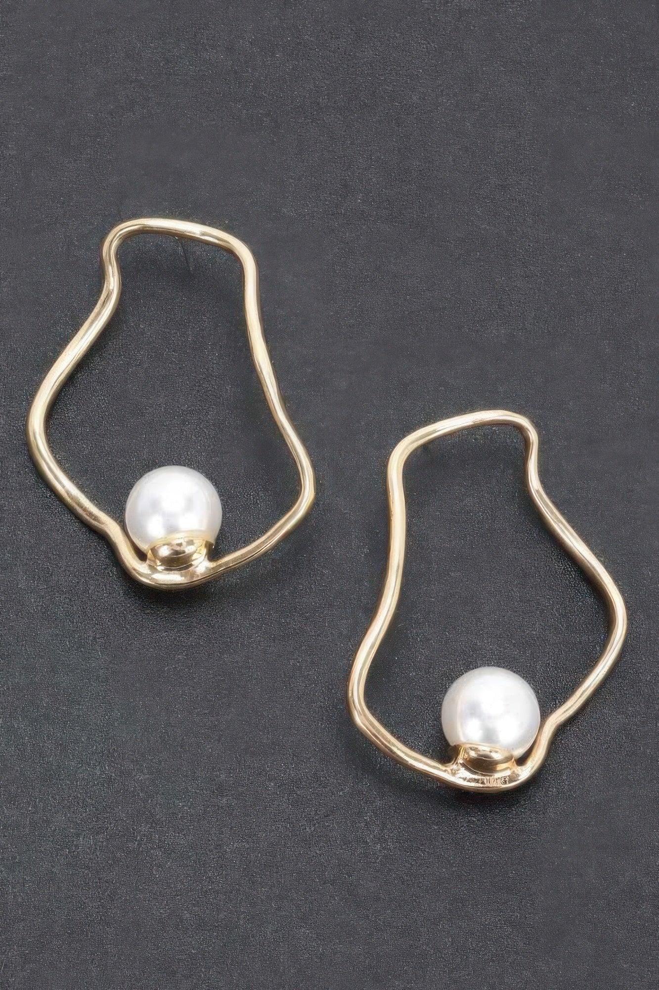 Faux Pearl Metal Earring | Mixtshop LLC Main image
