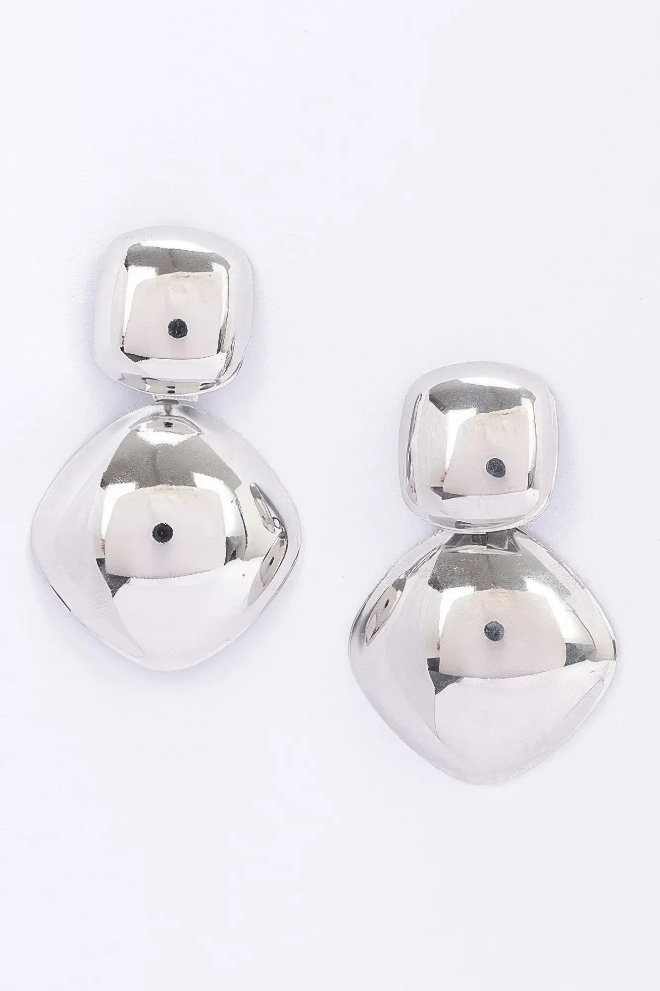 Metal Earring | Mixtshop LLC Main image