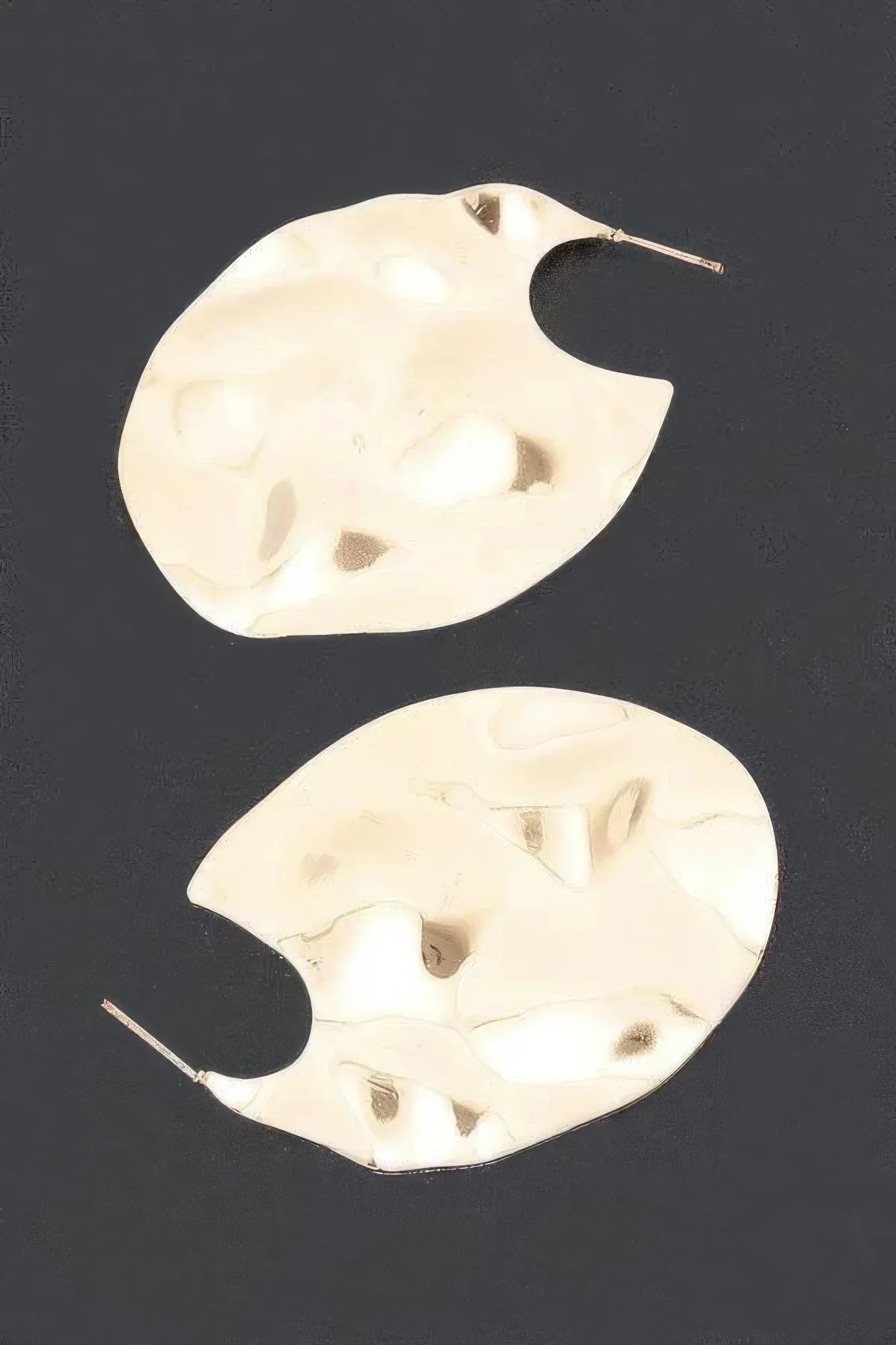 Metal Earring | Mixtshop LLC Main image