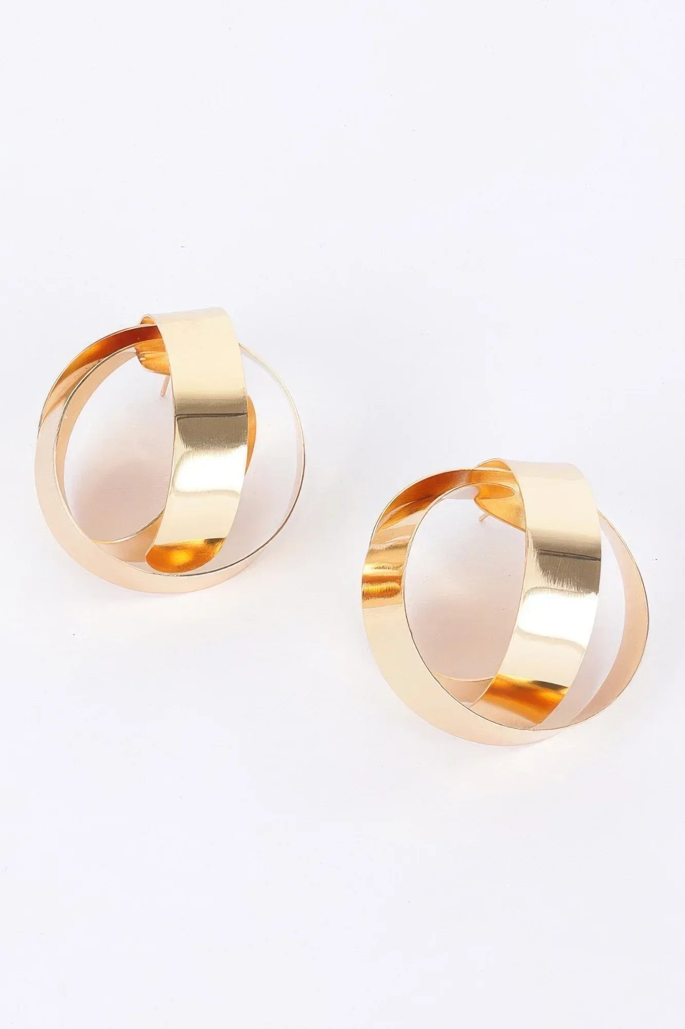 Metal Earring | Mixtshop LLC Main image