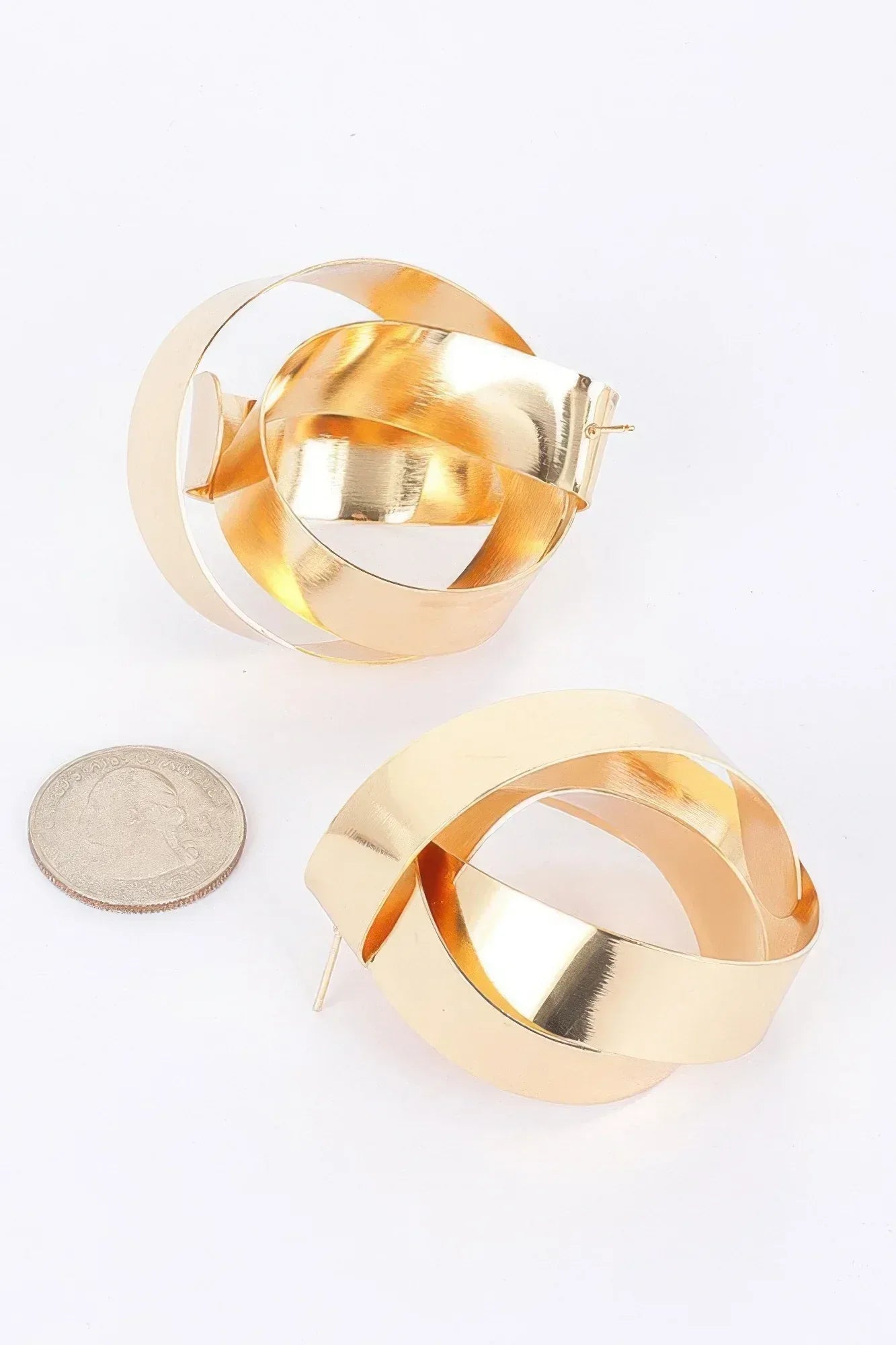 Metal Earring | Mixtshop LLC