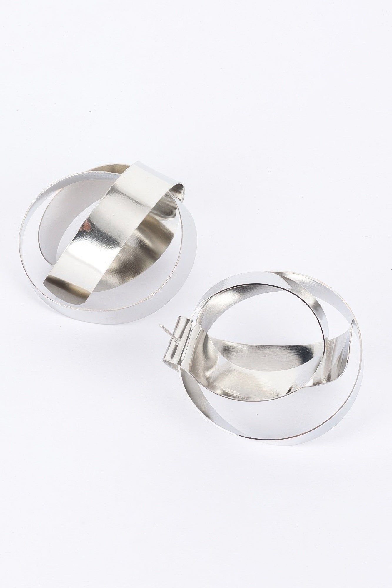 Metal Earring | Mixtshop LLC