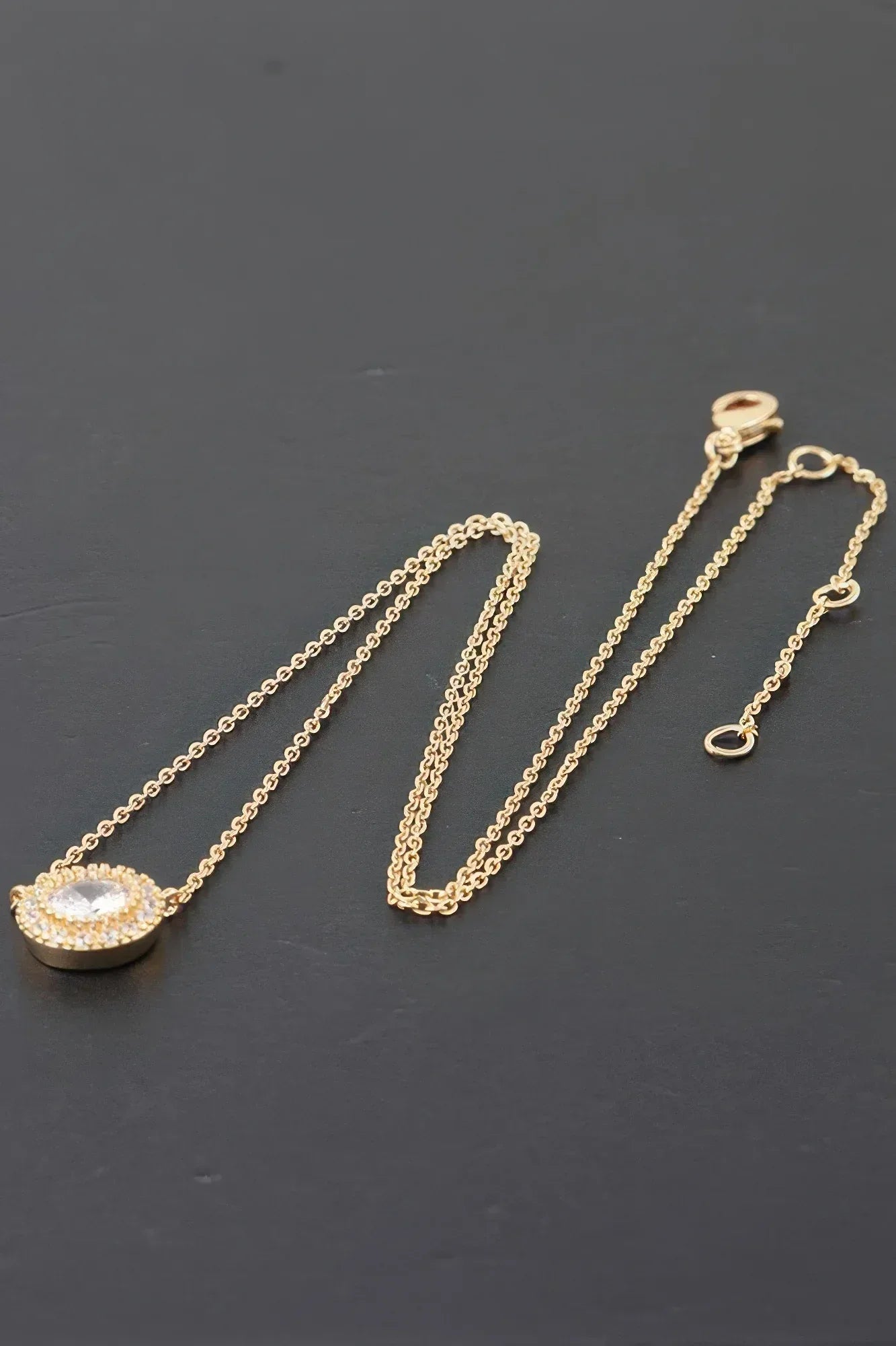 Modern Rhinestone Pendant Necklace Secondary image