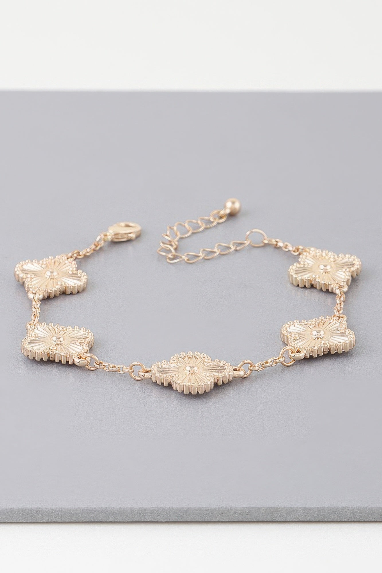 Multi Flared Clover Charm Bracelet | Mixtshop LLC