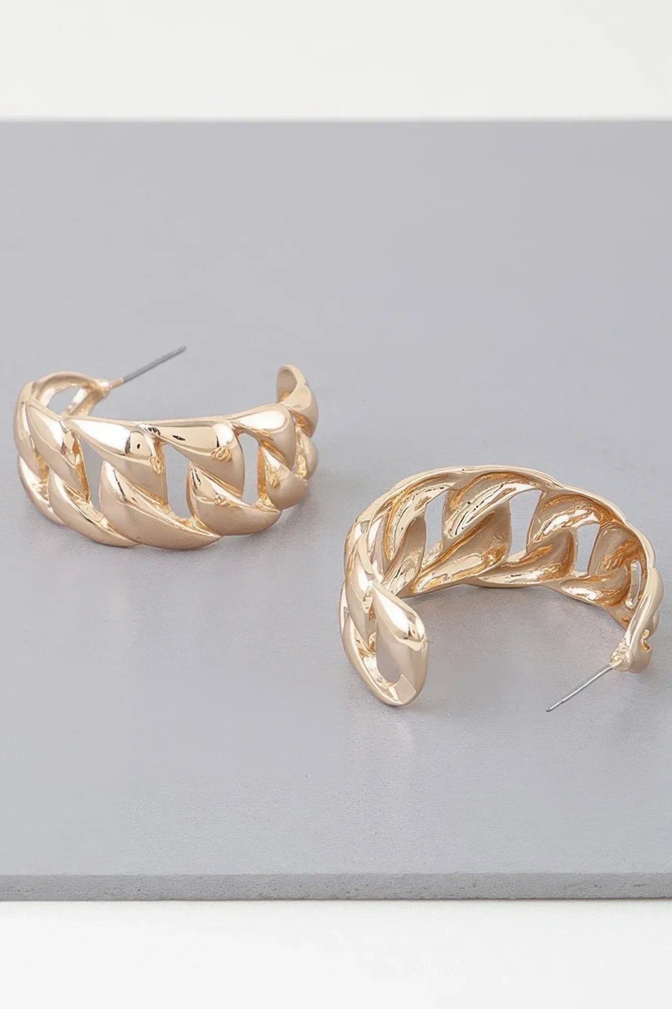 Curb Braid Chain Hoop Earrings | Mixtshop LLC Main image