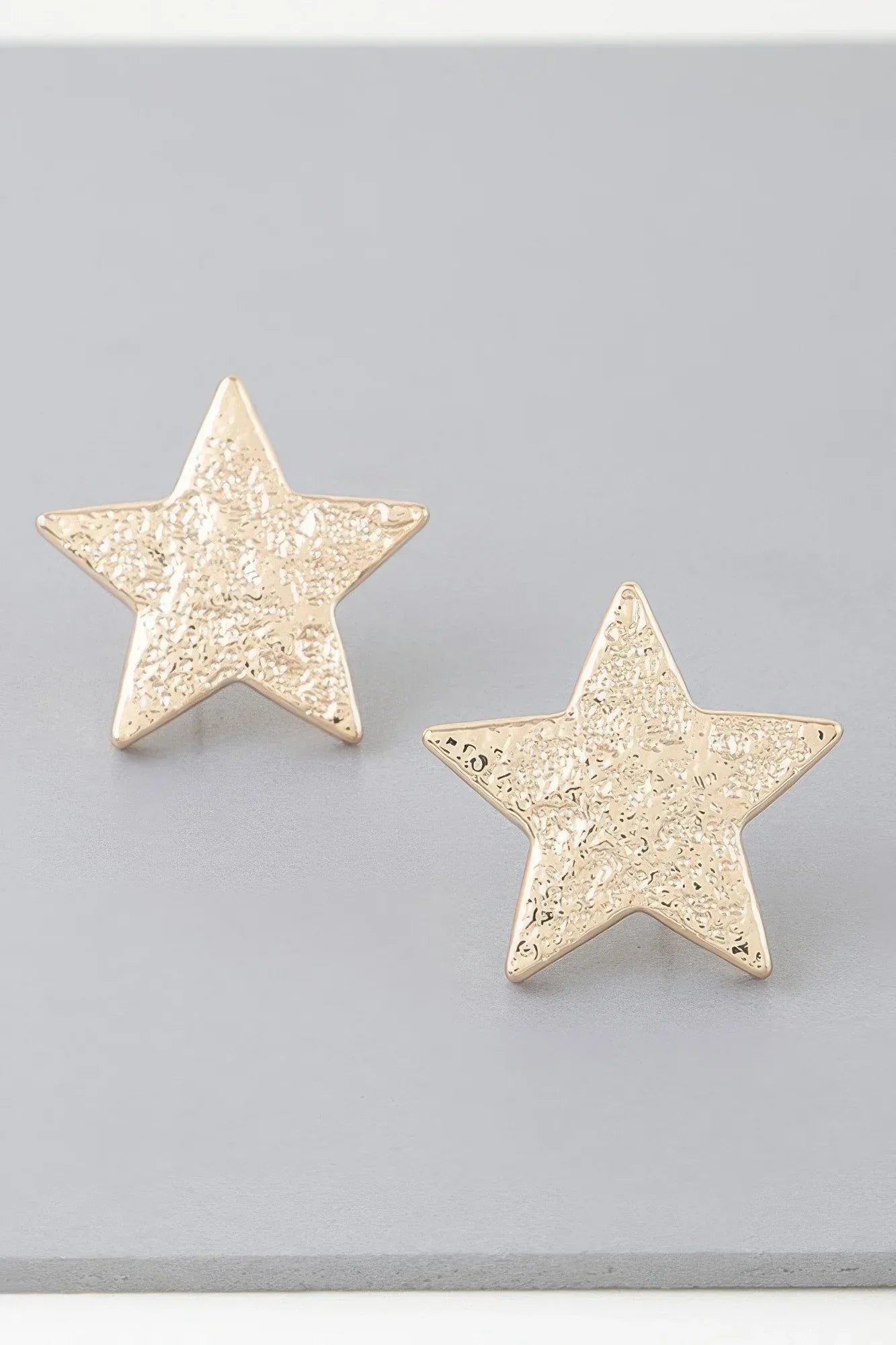 I'm A Star Hammered Earrings | Mixtshop LLC Main image