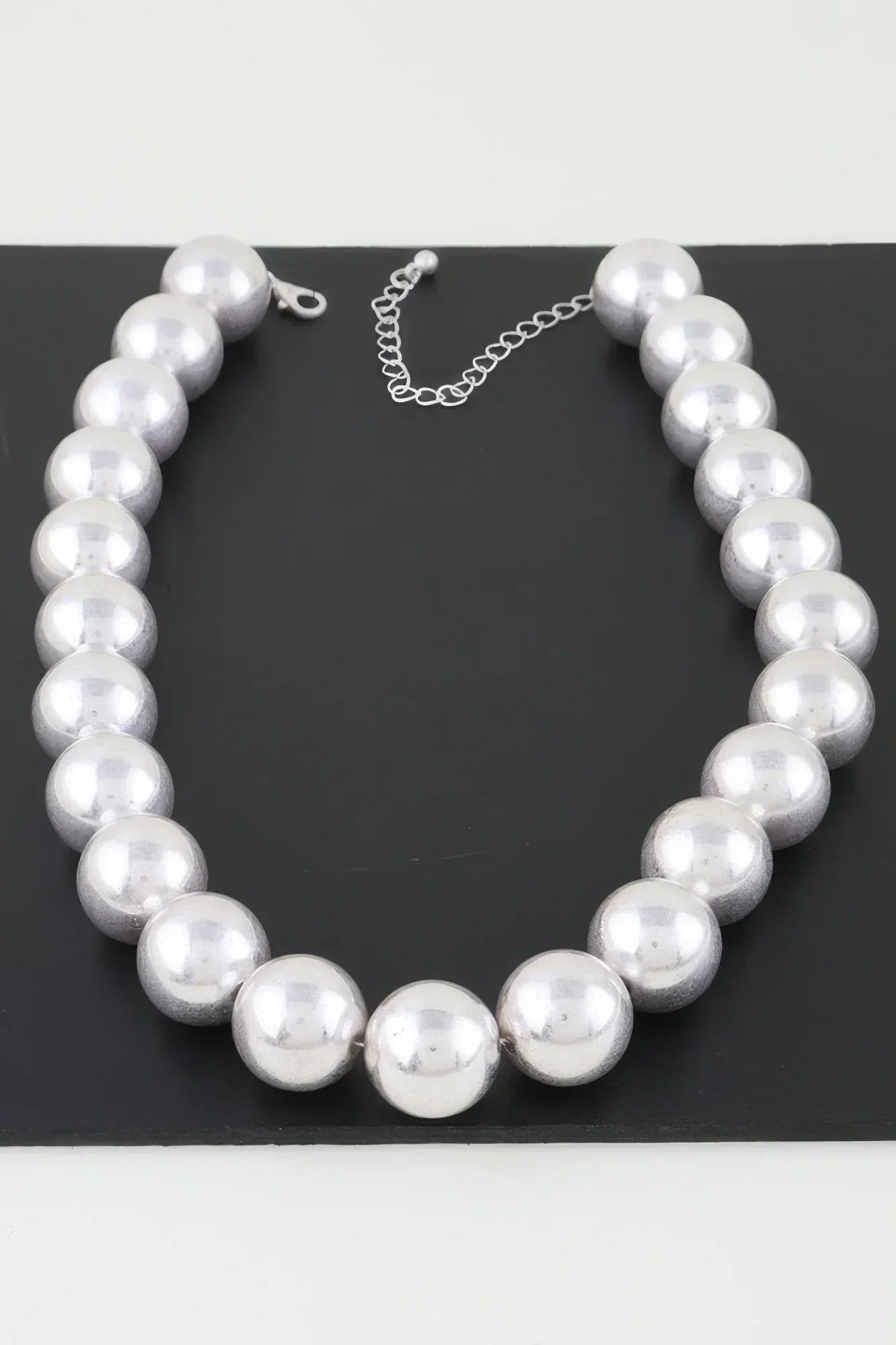 Shiny Statement Beaded Necklace | Mixtshop LLC