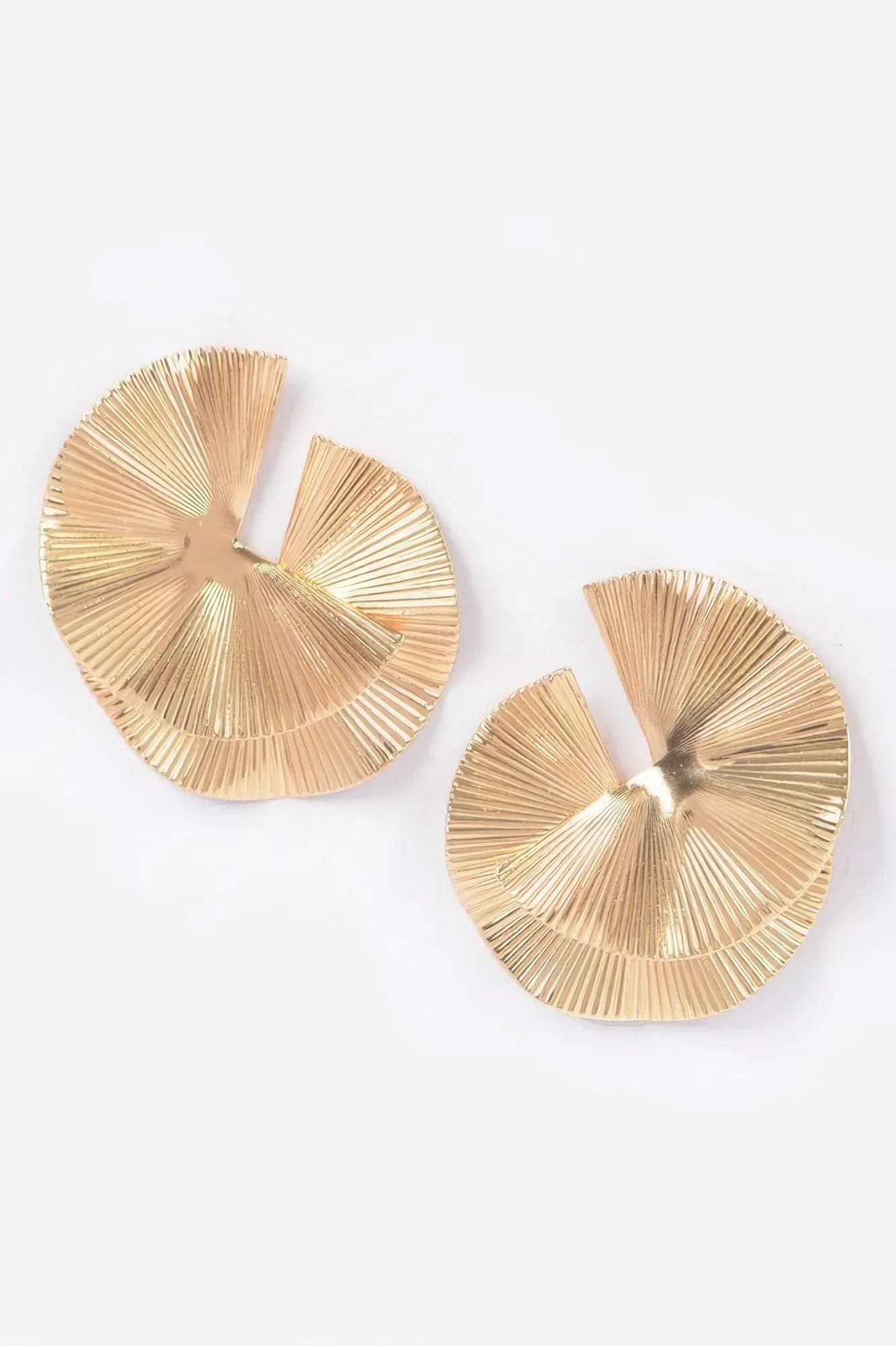 Metal Earring | Mixtshop LLC