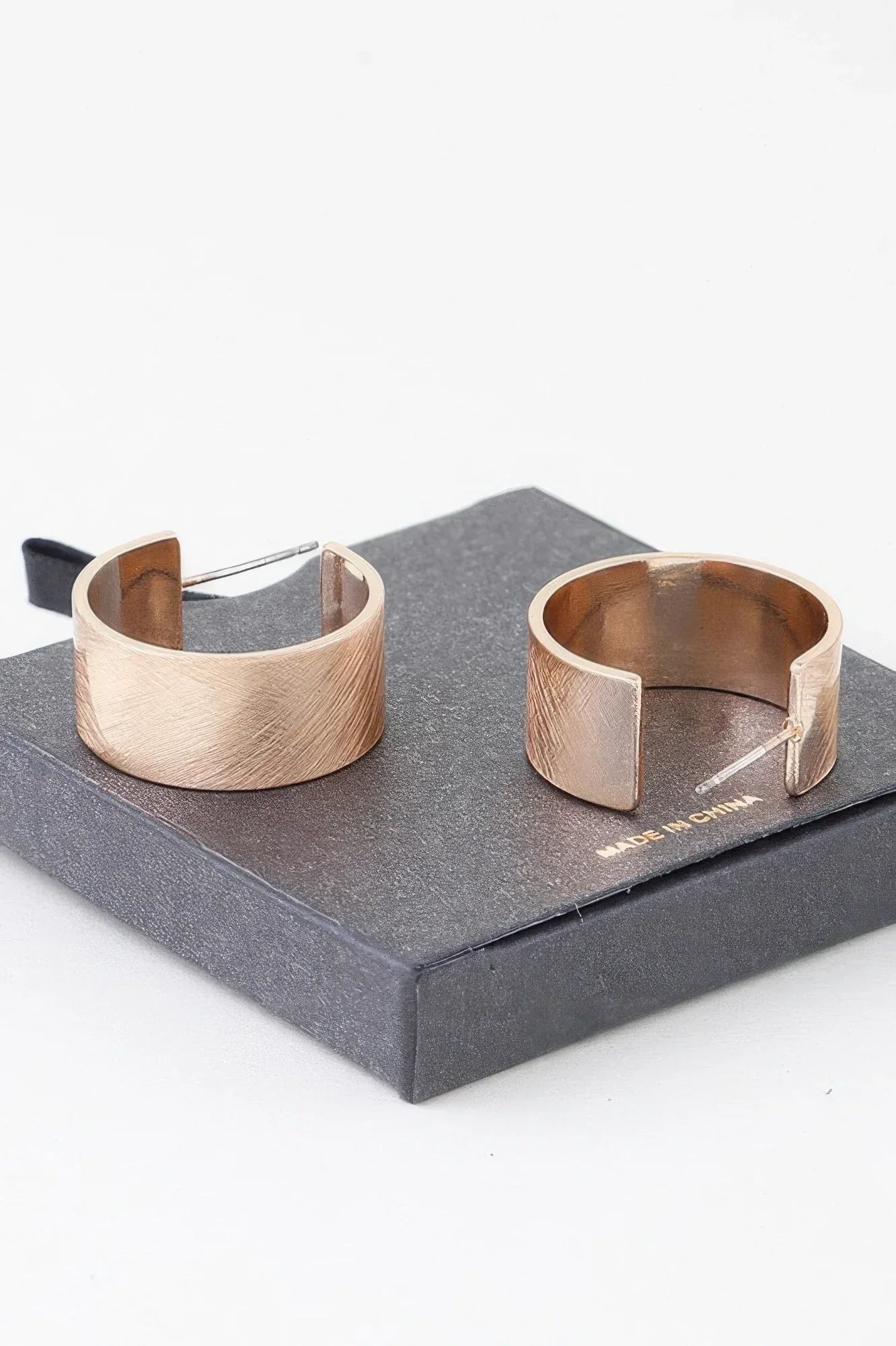 Crosshatched Wide Hoop Earrings Secondary image
