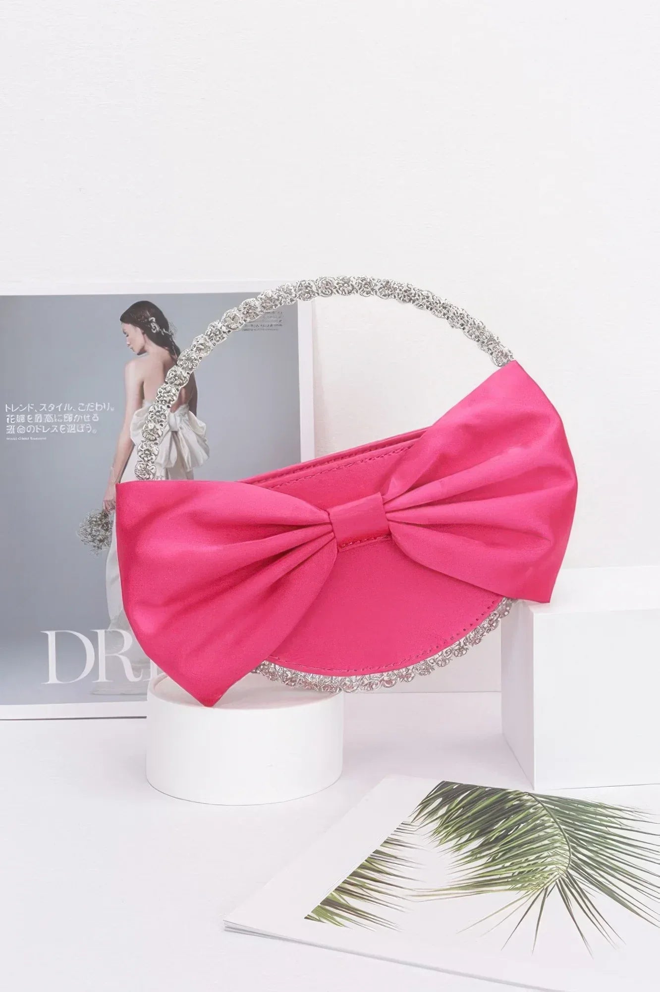 Satin Ribbon Round Rhinestone Metal Clutch Secondary image