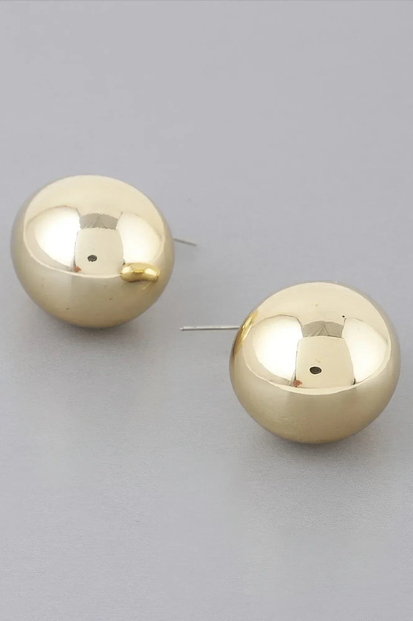 Bulky Shiny Teardrop Earrings Secondary image