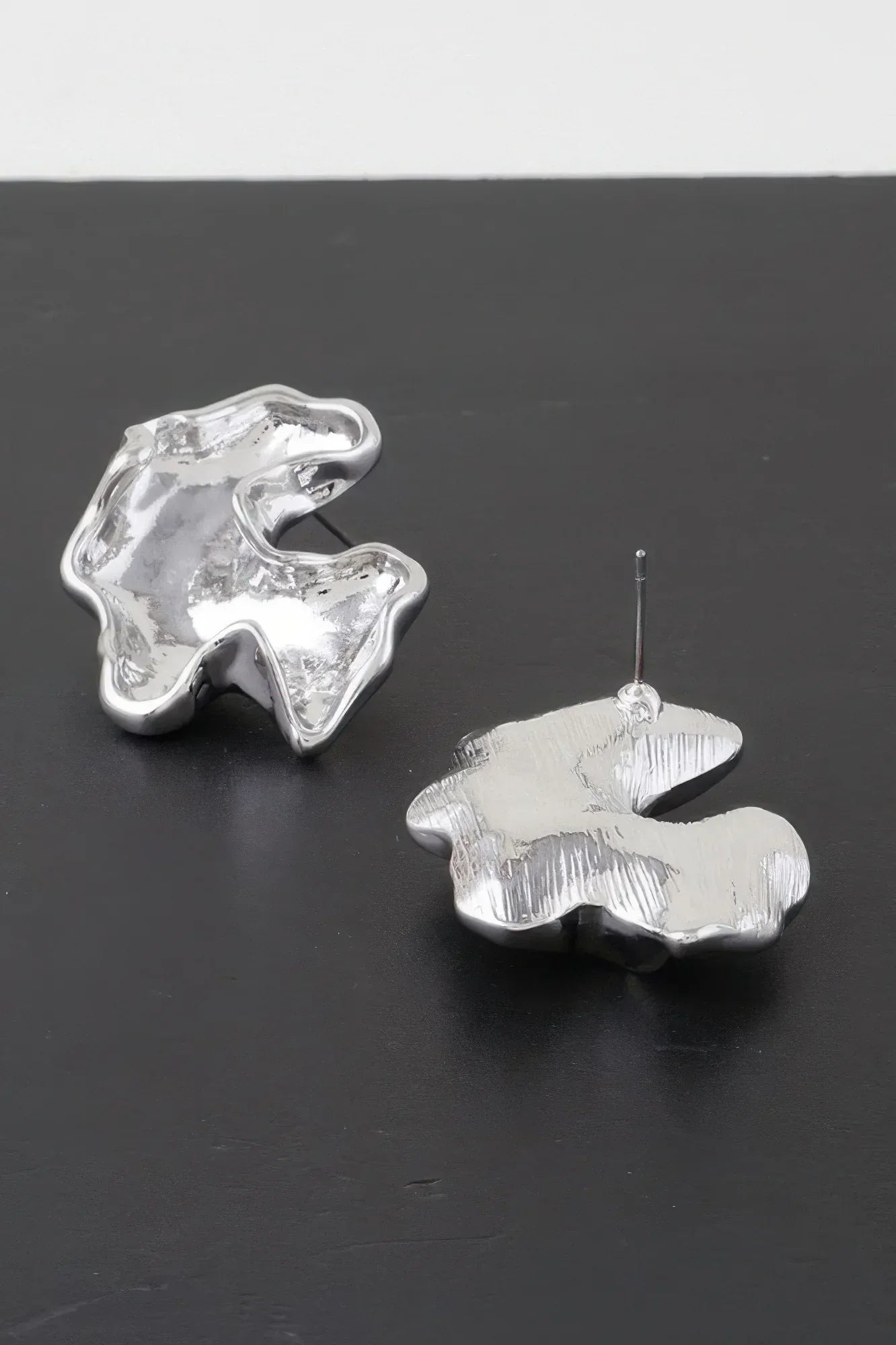 Hollowed Outline Earrings | Mixtshop LLC Main image