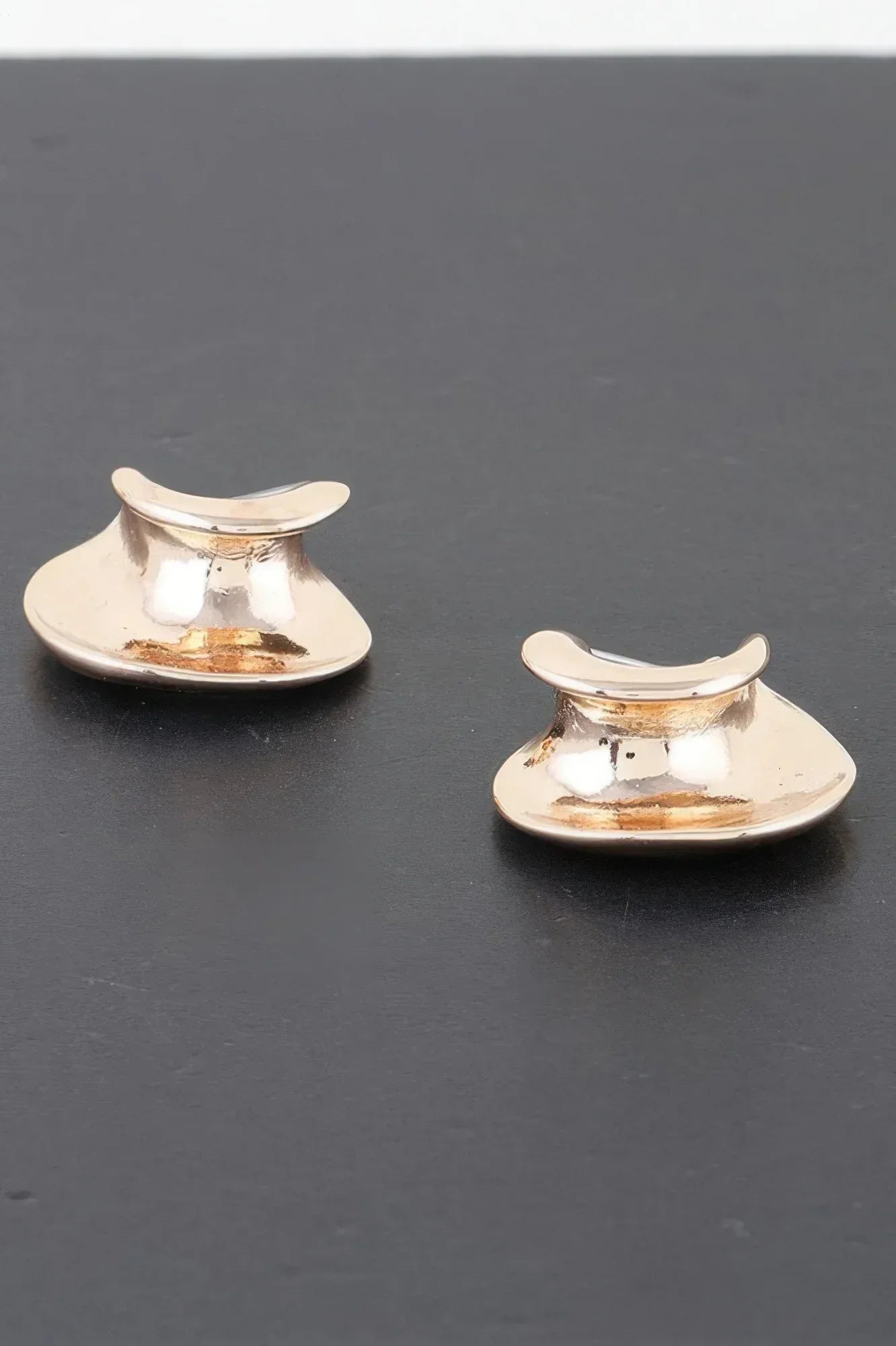 Golden Curve Earrings | Mixtshop LLC Main image