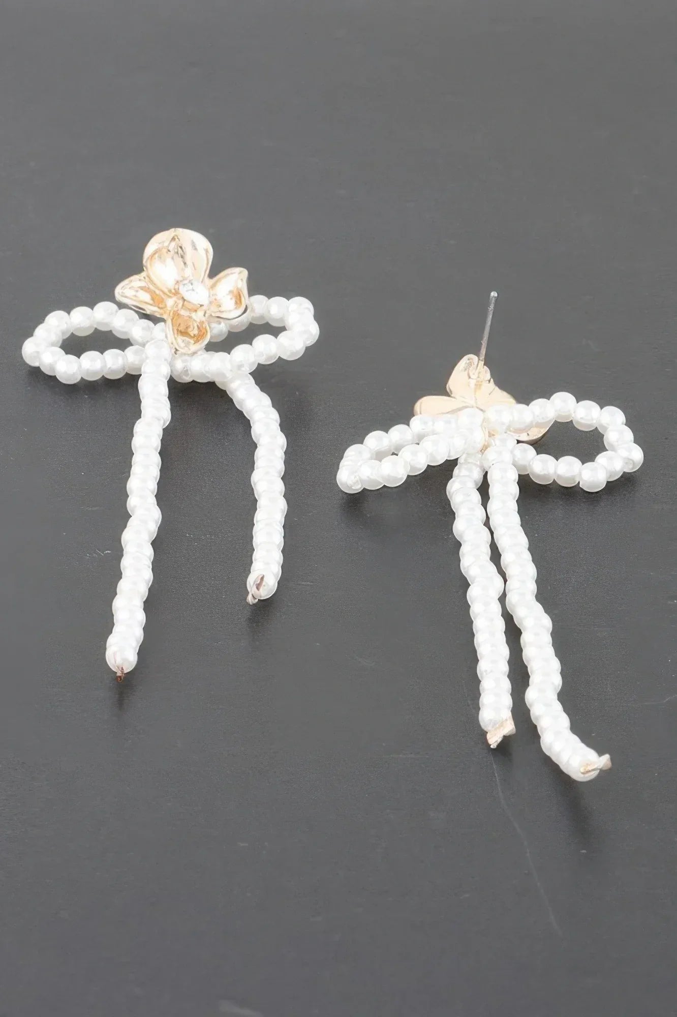 Delicateshiny Bejeweled Flower Pearlribbonearrings | Mixtshop LLC