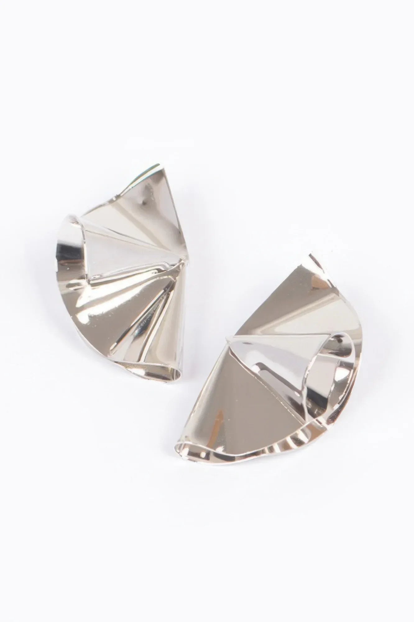 Metal Earring | Mixtshop LLC
