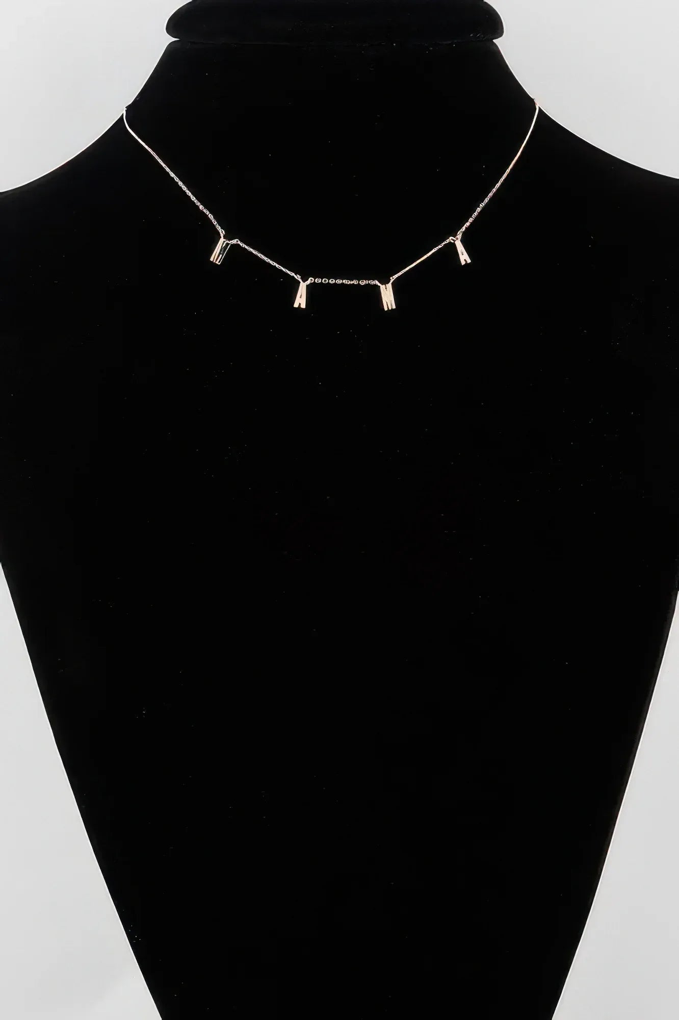 Mama Chain Necklace | Mixtshop LLC Main image