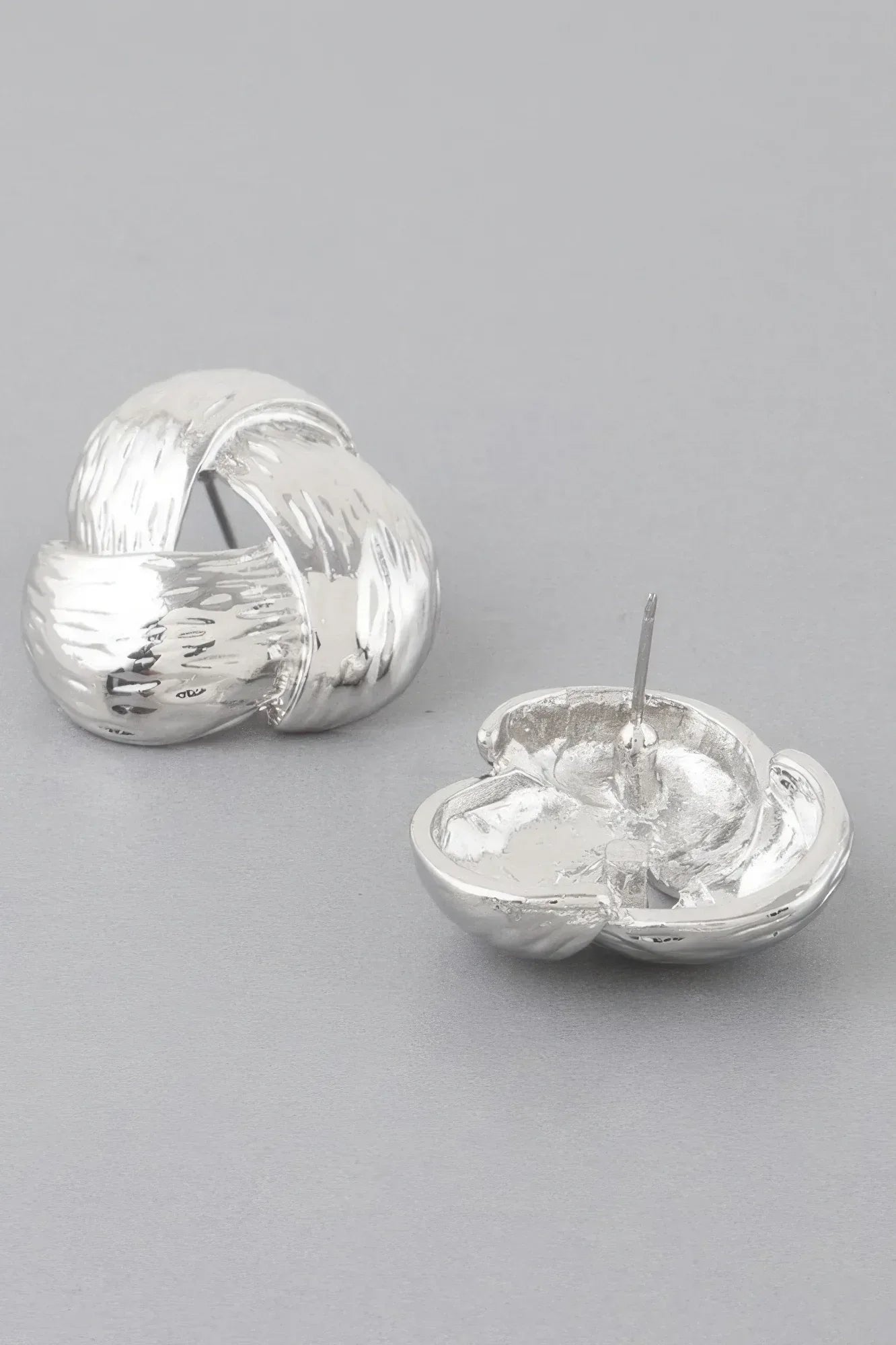 Hammered Interweaved Stud Earrings | Mixtshop LLC