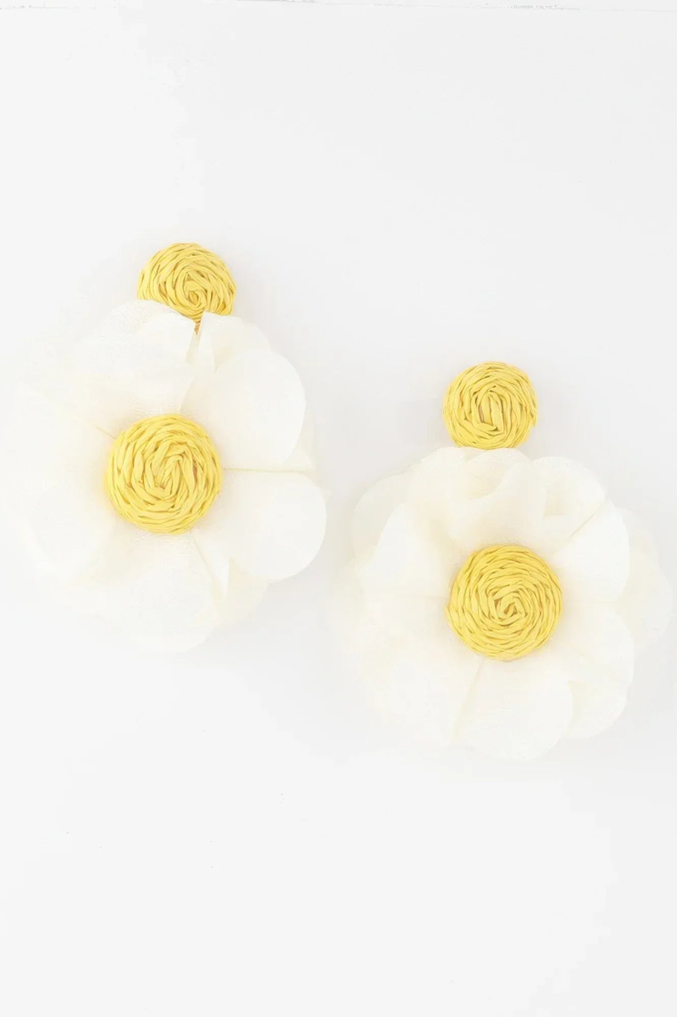 Handmade Paper Flower Shape Earrings Secondary image