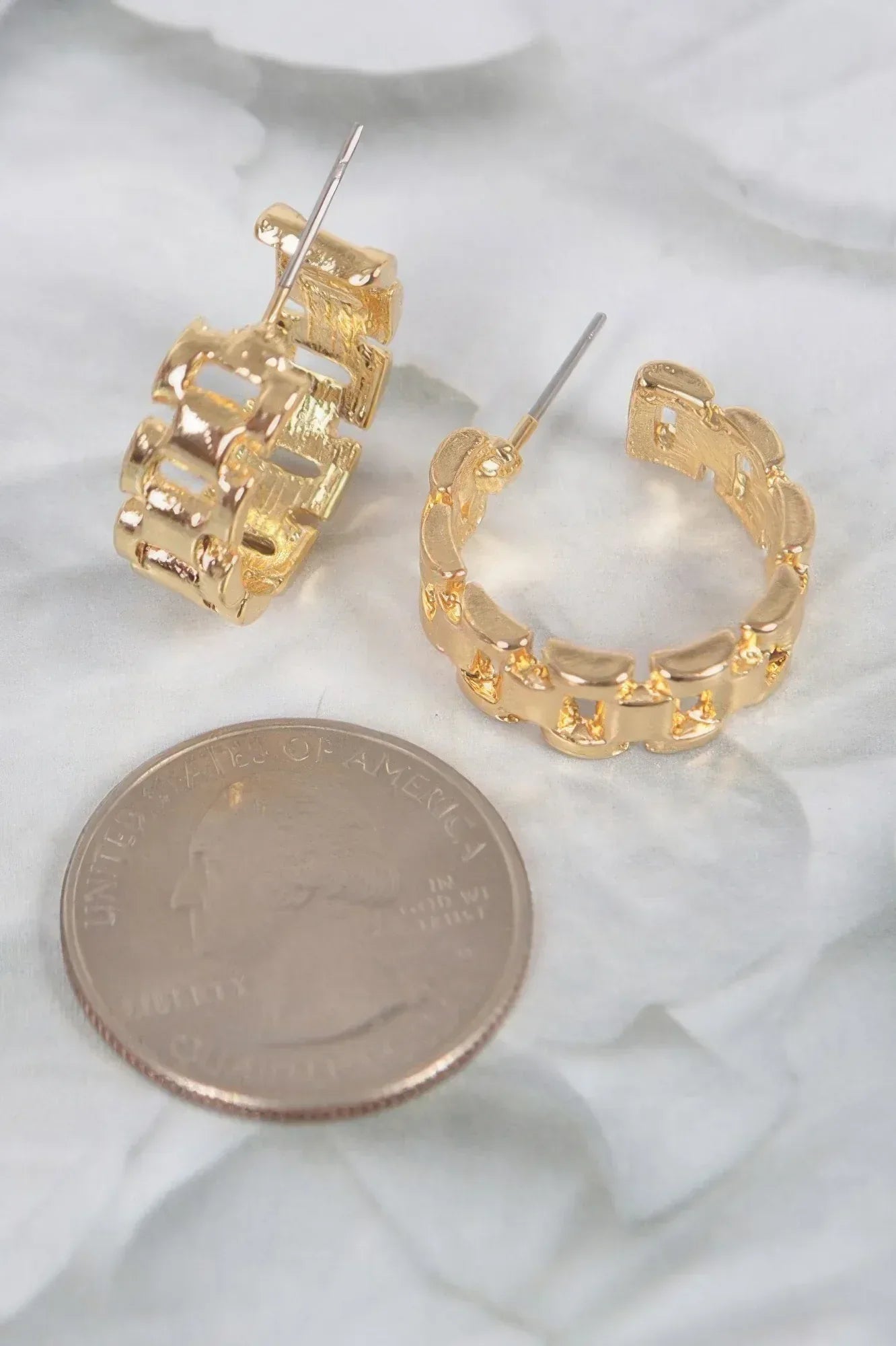 Chain Hoop Earrings Secondary image
