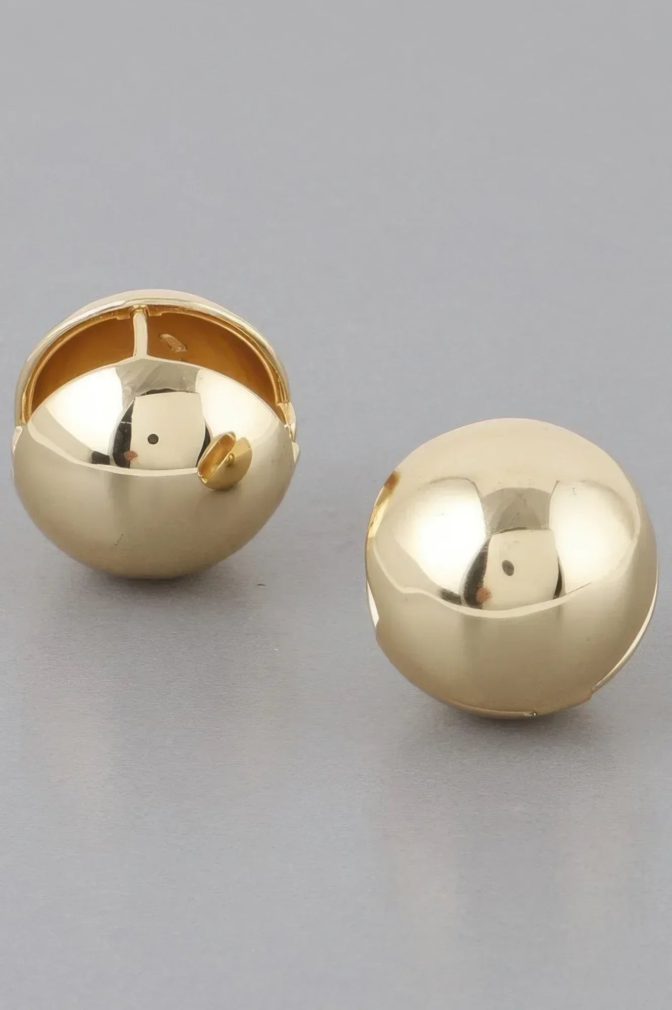Shiny Ball Clasp Earrings | Mixtshop LLC Main image