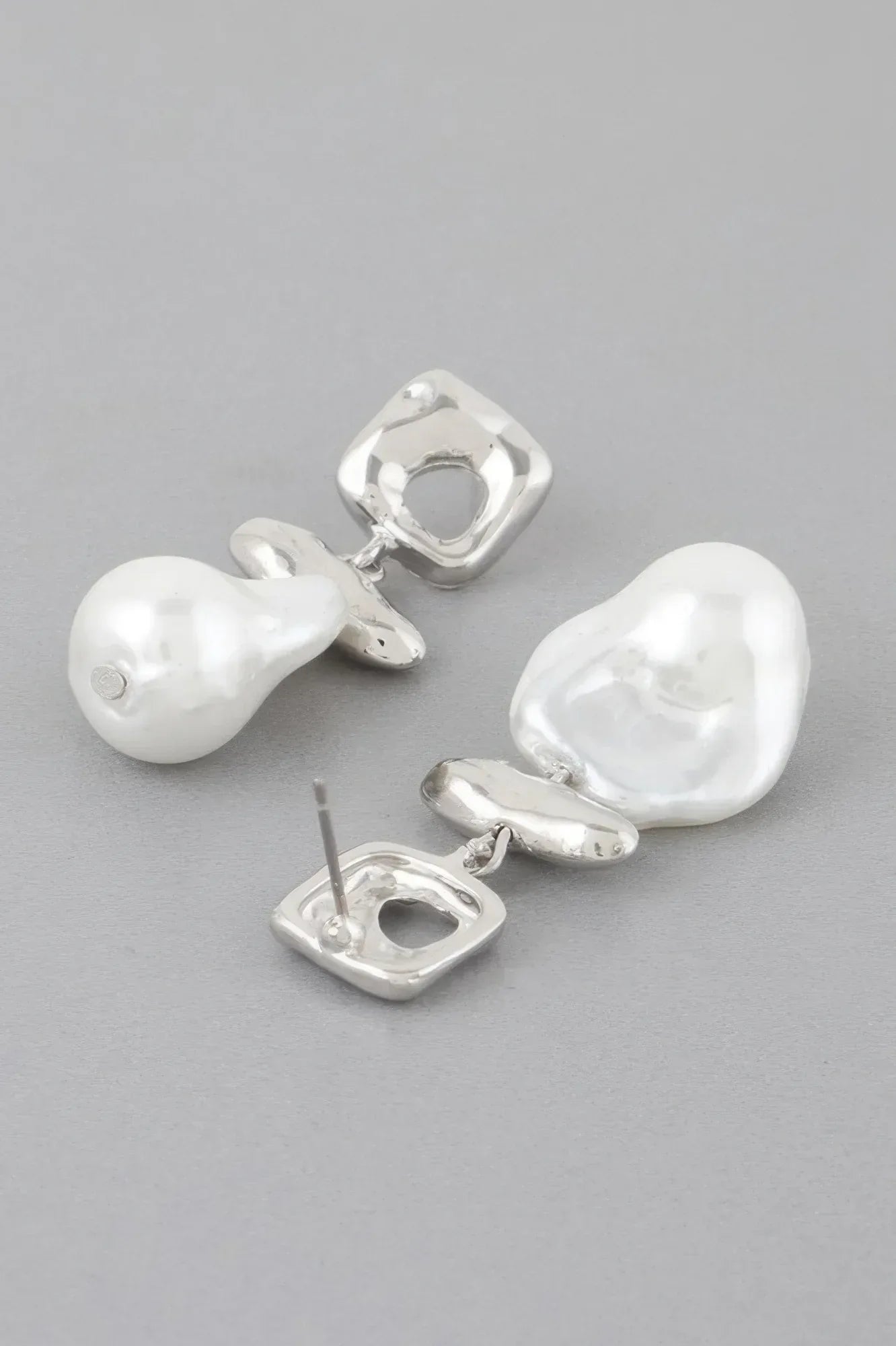 Hammered Stone Drop Earrings | Mixtshop LLC Main image
