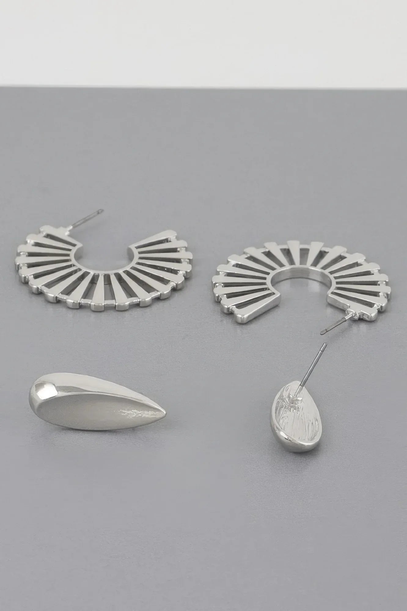 Sunray Flat Hoop Earrings Set | Mixtshop LLC