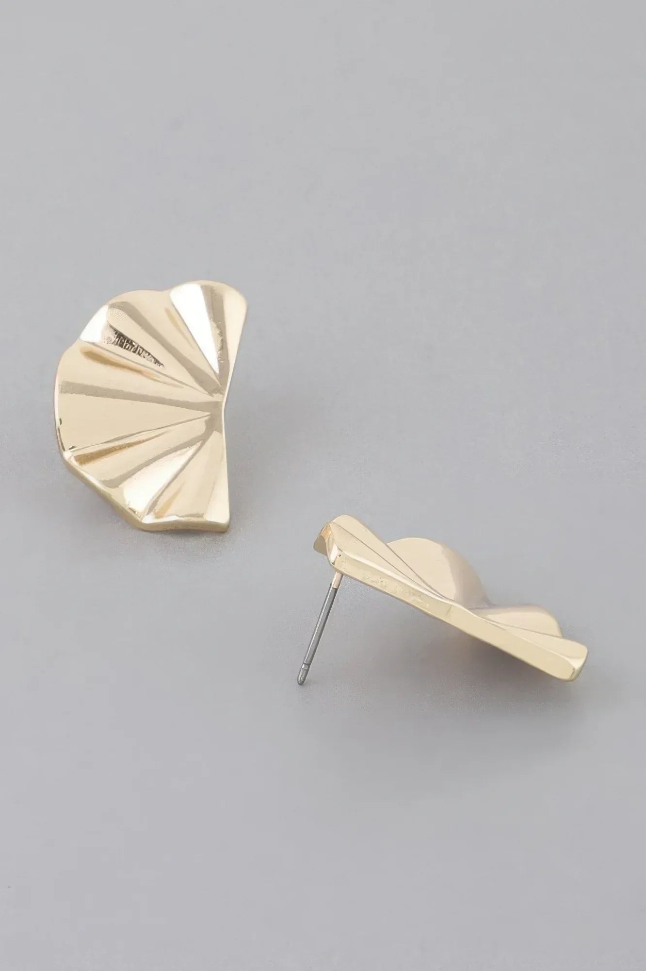 Authentic Stradivarius Textured Earrings Secondary image