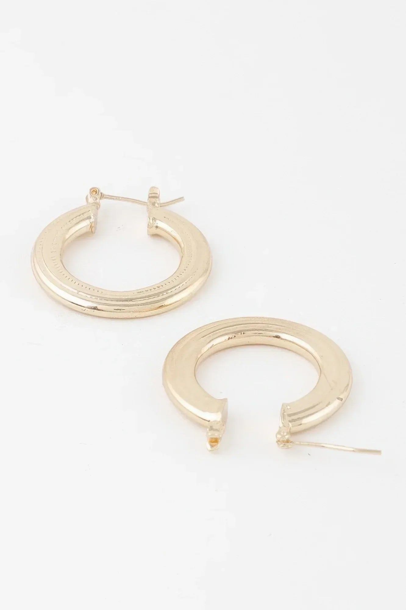 Minimal Flat Hoop Earrings | Mixtshop LLC