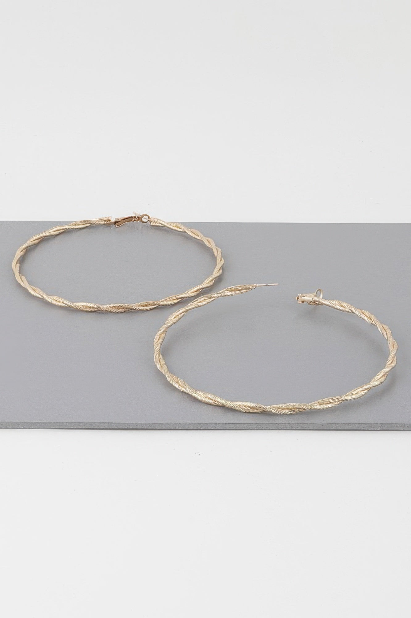 Wide Rope Twisted Hoop Earrings Secondary image